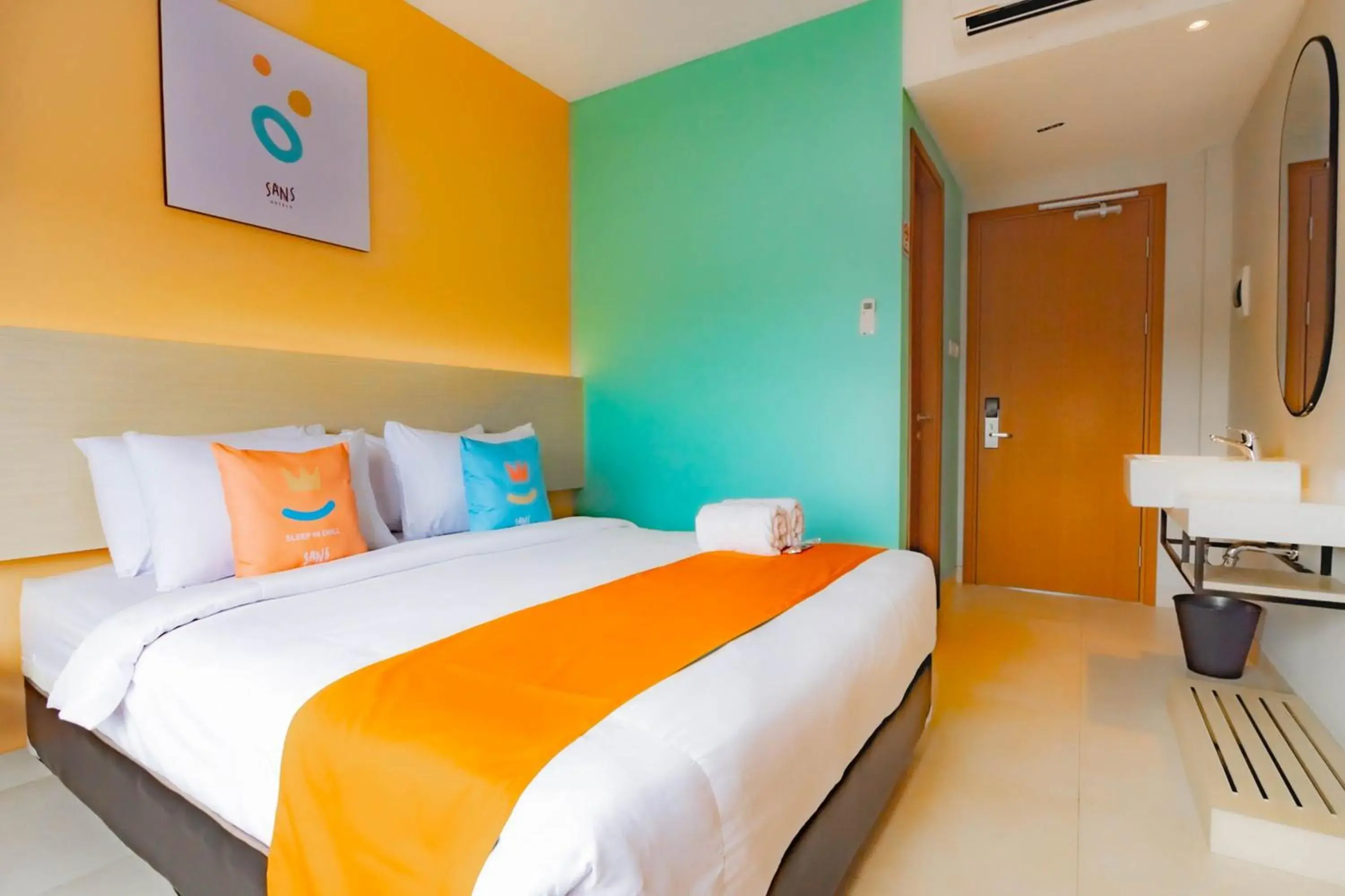 Bedroom, Bed in Sans Hotel Alexander Bandung Bedroom, Bed in Sans Hotel Alexander Bandung