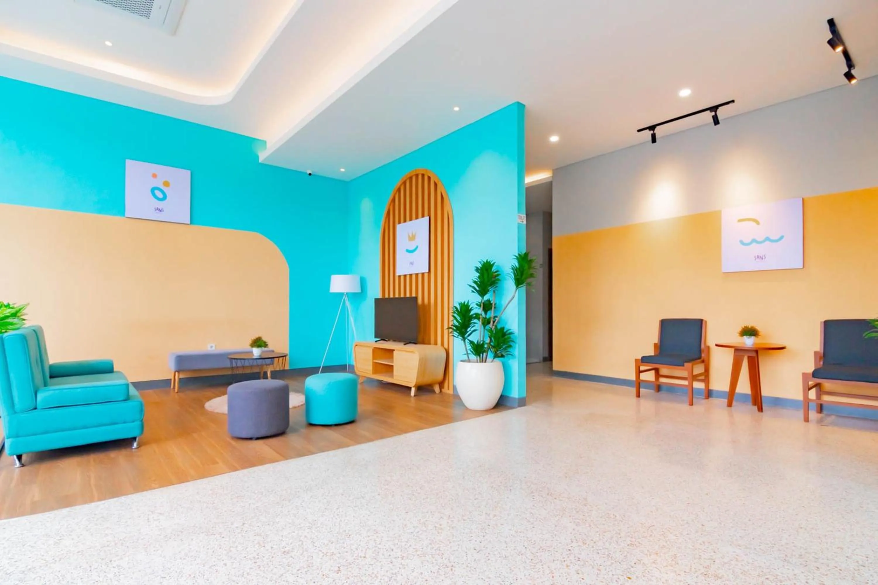 Living room in Sans Hotel Alexander Bandung