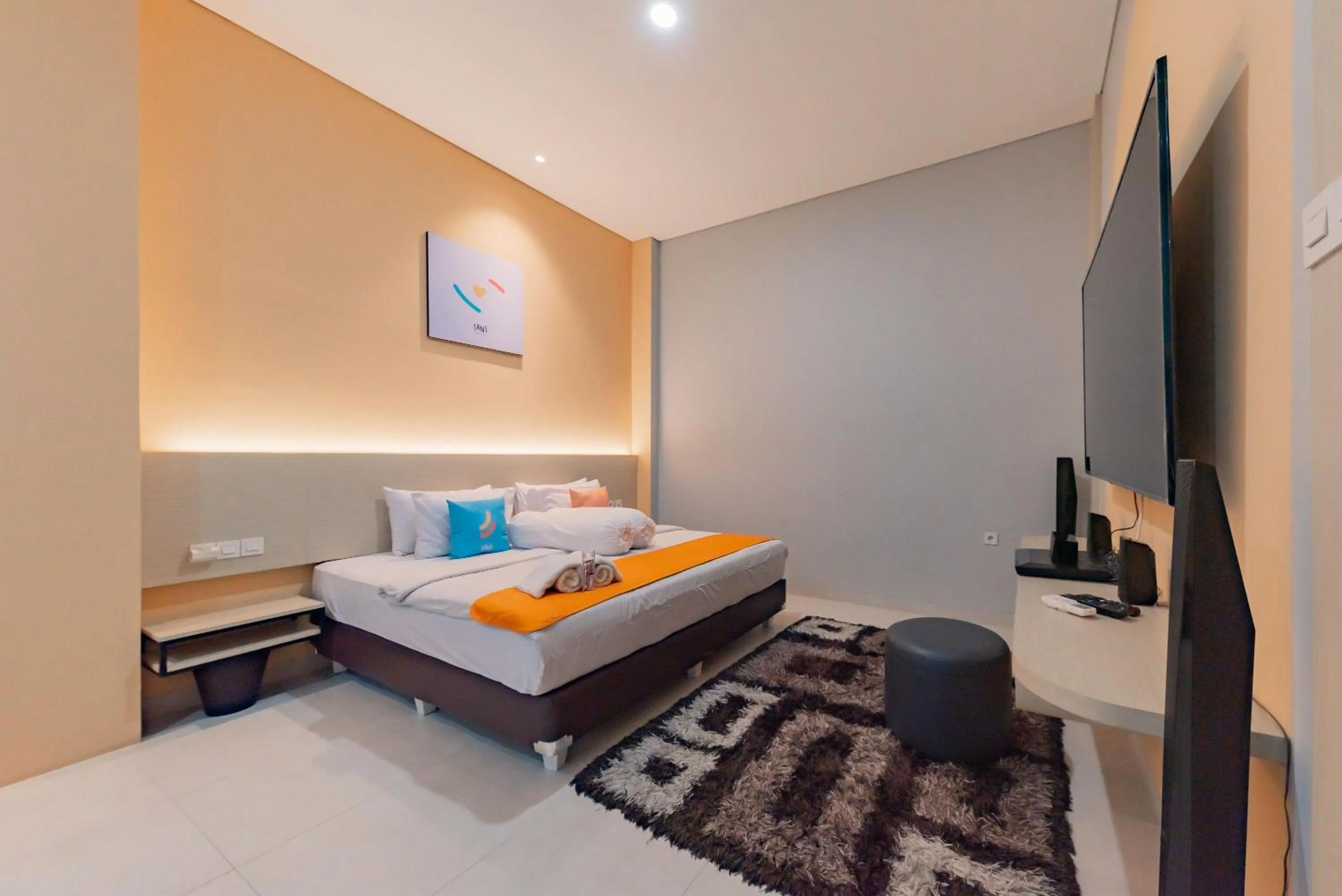 Bedroom, Bed in Sans Hotel Alexander Bandung