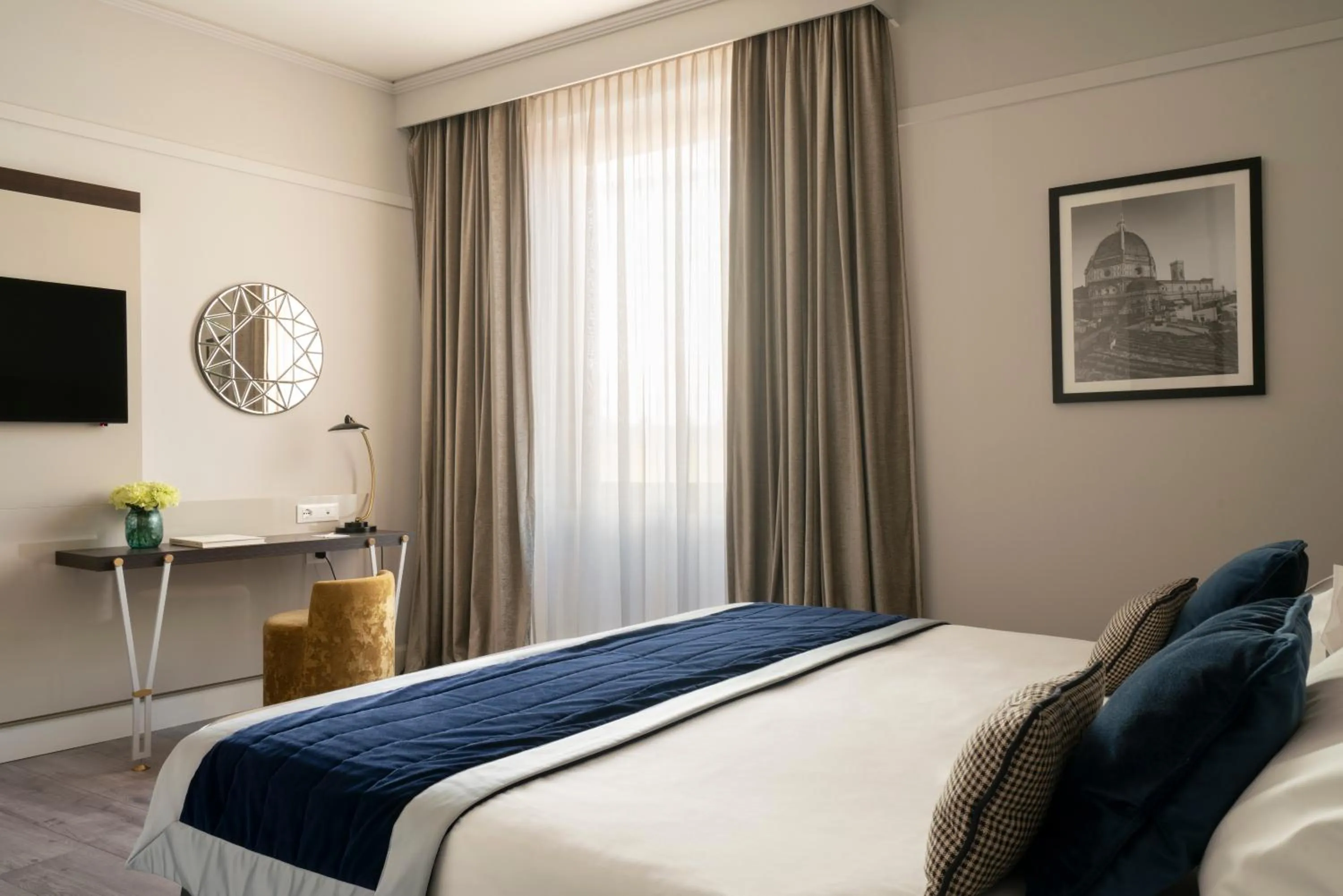 Bedroom, Bed in Cerretani Hotel Firenze - MGallery Collection