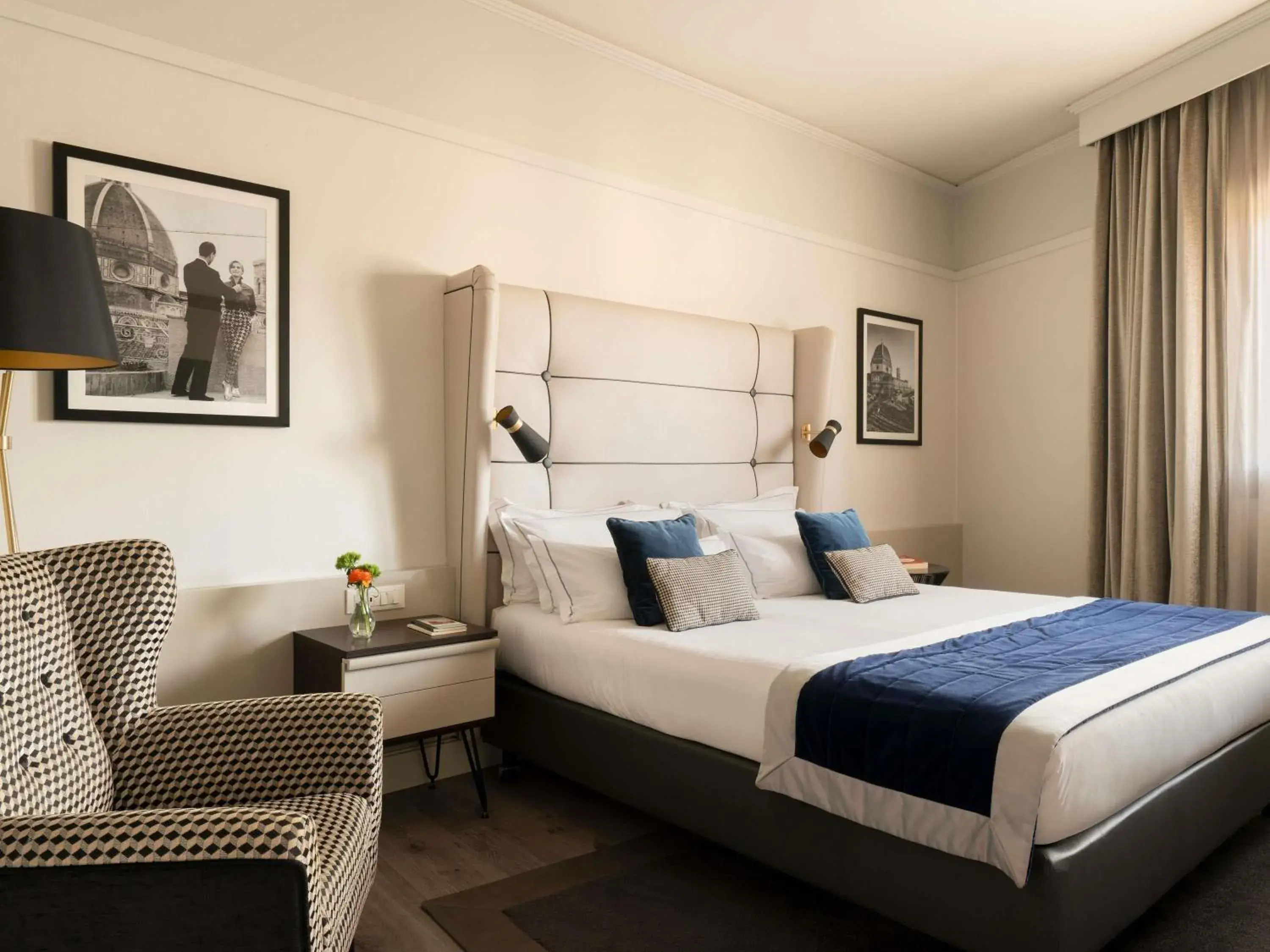 Property building, Bed in Cerretani Hotel Firenze - MGallery Collection Property building, Bed in Cerretani Hotel Firenze - MGallery Collection