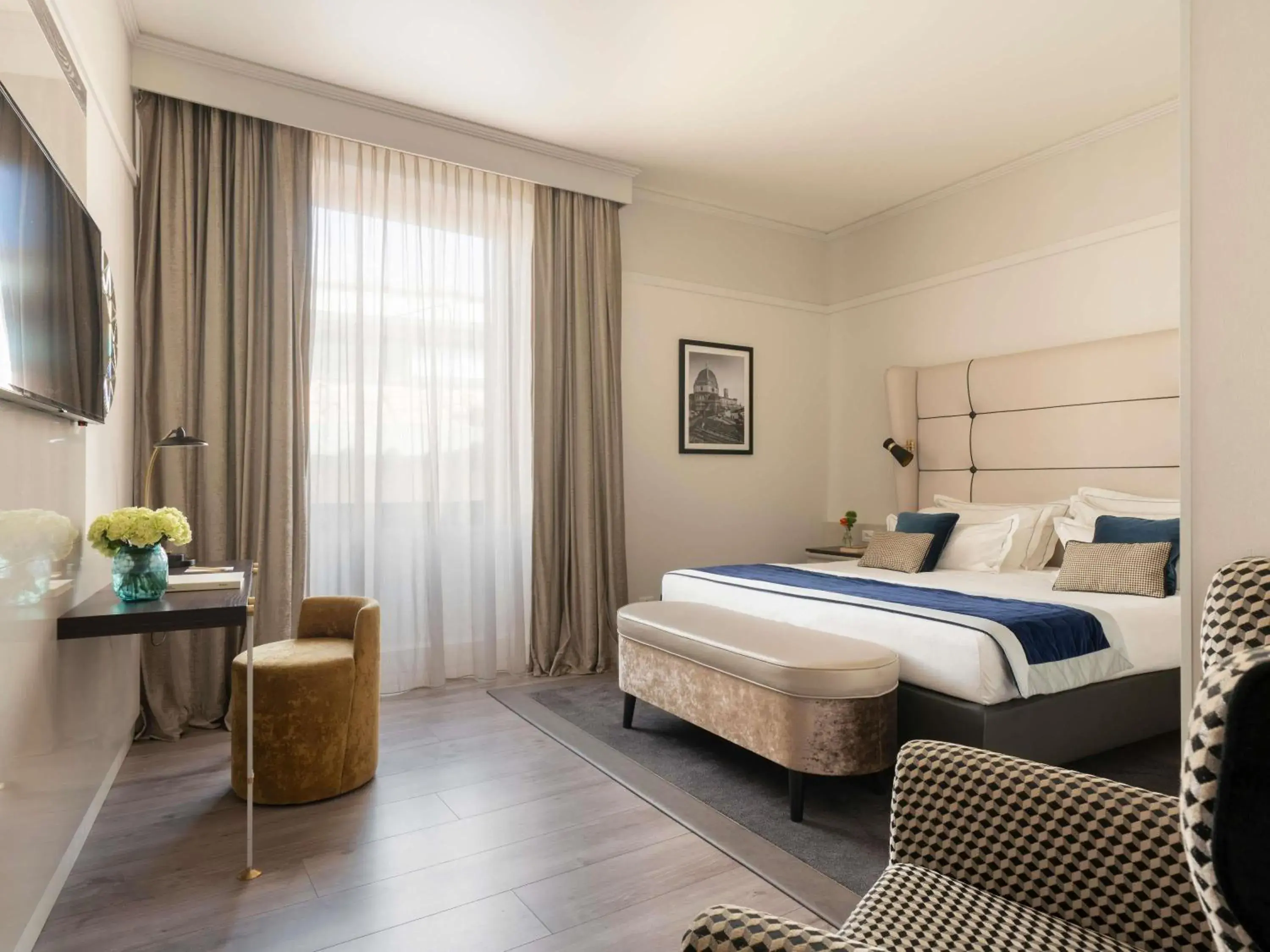 Bedroom, Bed in Cerretani Hotel Firenze - MGallery Collection Bedroom, Bed in Cerretani Hotel Firenze - MGallery Collection