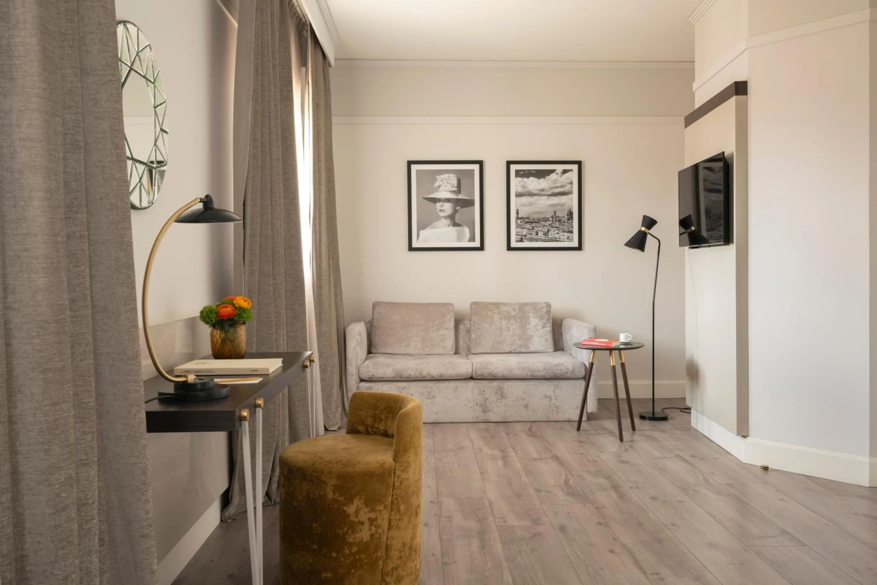 Bedroom in Cerretani Hotel Firenze - MGallery Collection