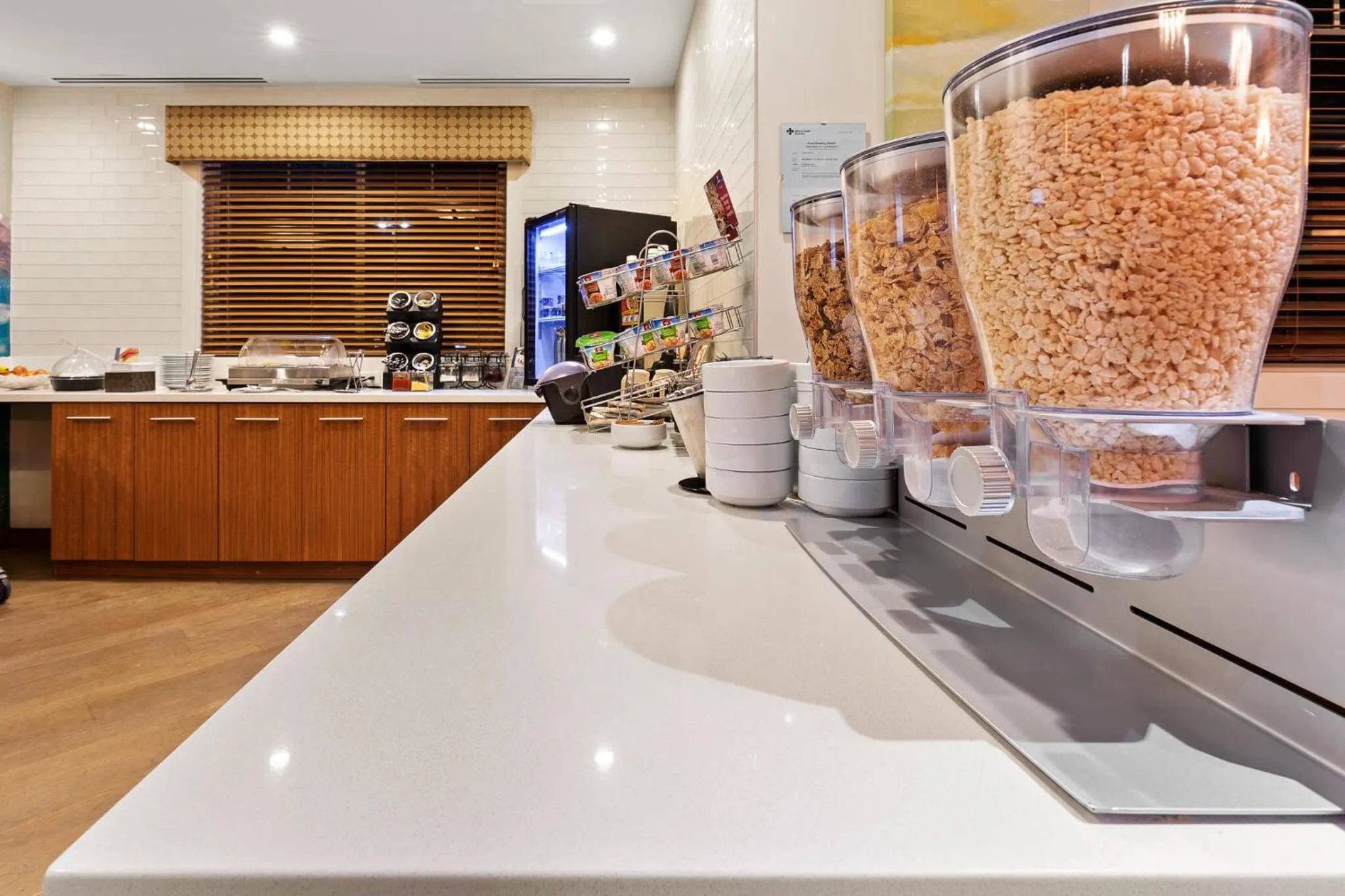 Breakfast in Mountain View Inn & Suites