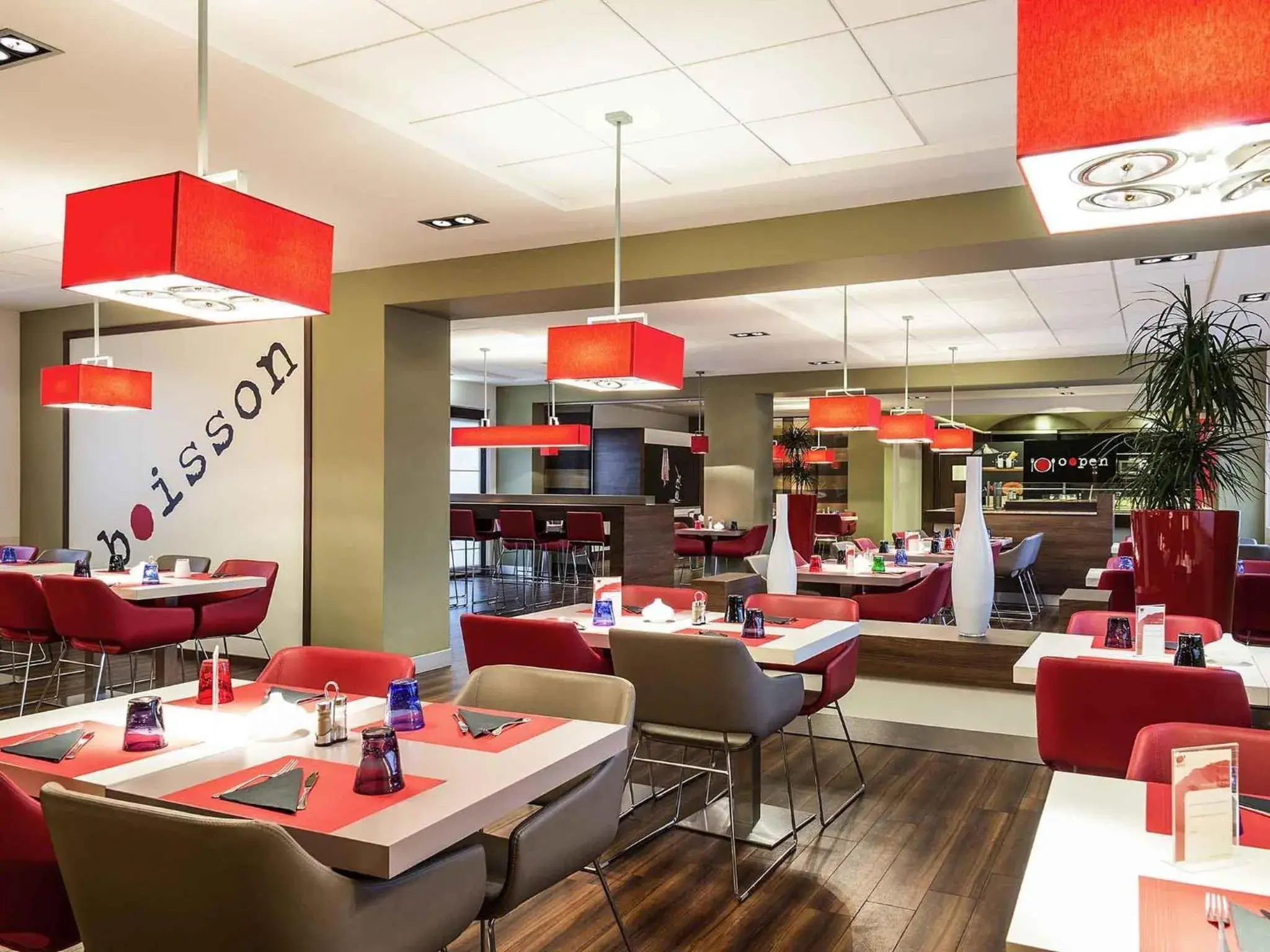 Restaurant/places to eat in Hotel Ibis Milano Malpensa Restaurant/places to eat in Hotel Ibis Milano Malpensa