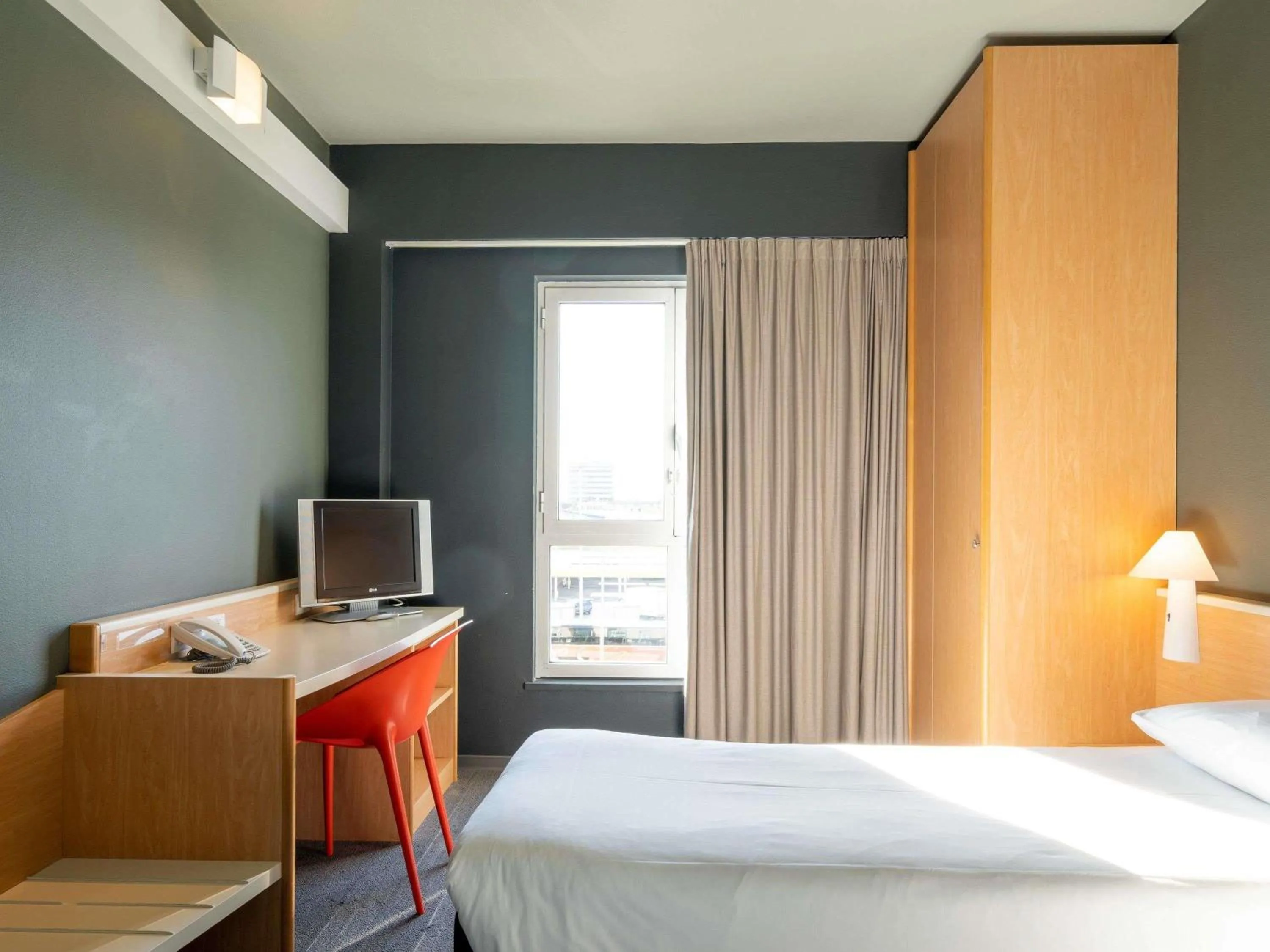 Bedroom, Bed in Hotel Ibis Firenze Nord Aeroporto