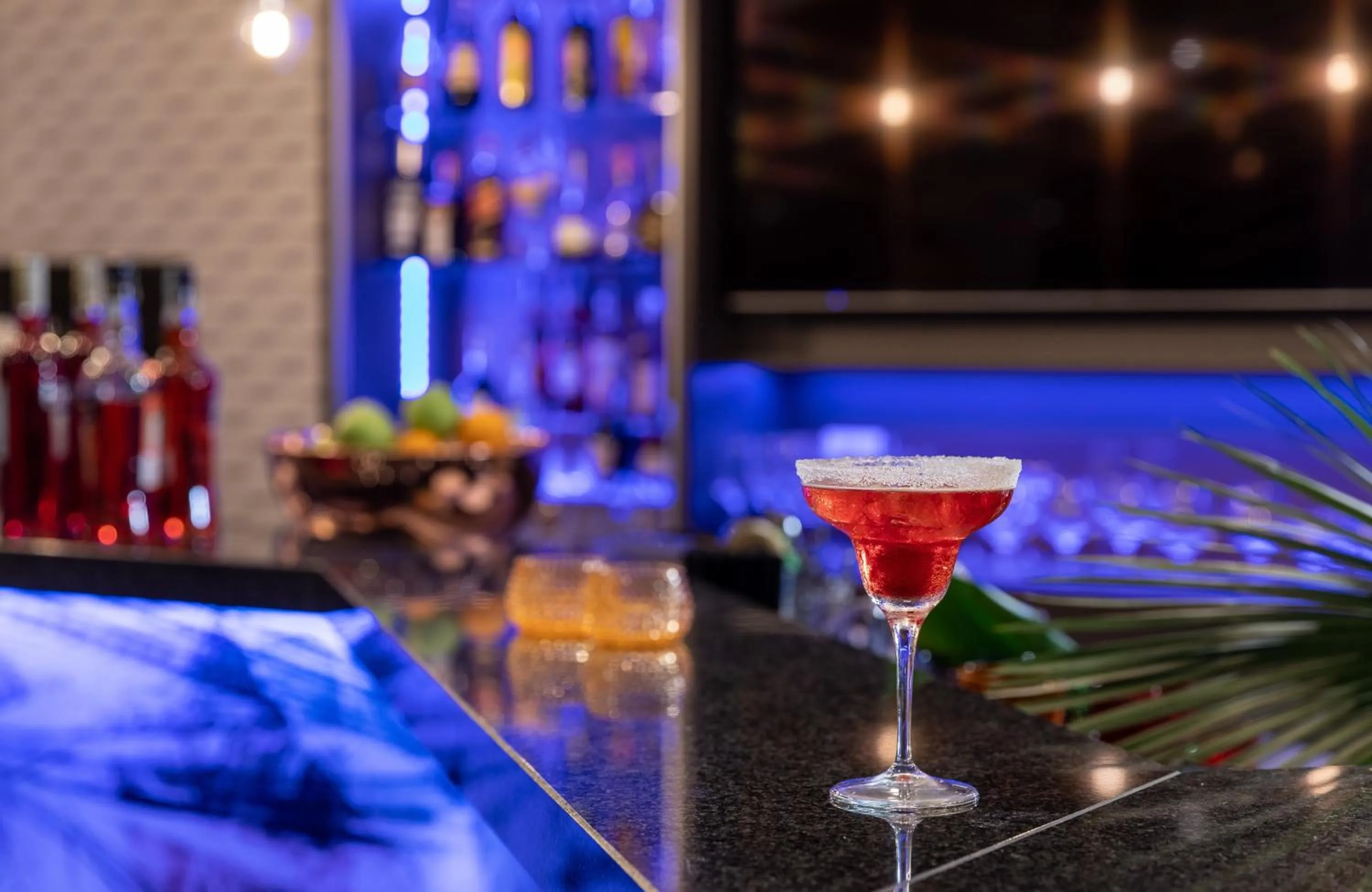 Lounge or bar in Leonardo Hotel Verona