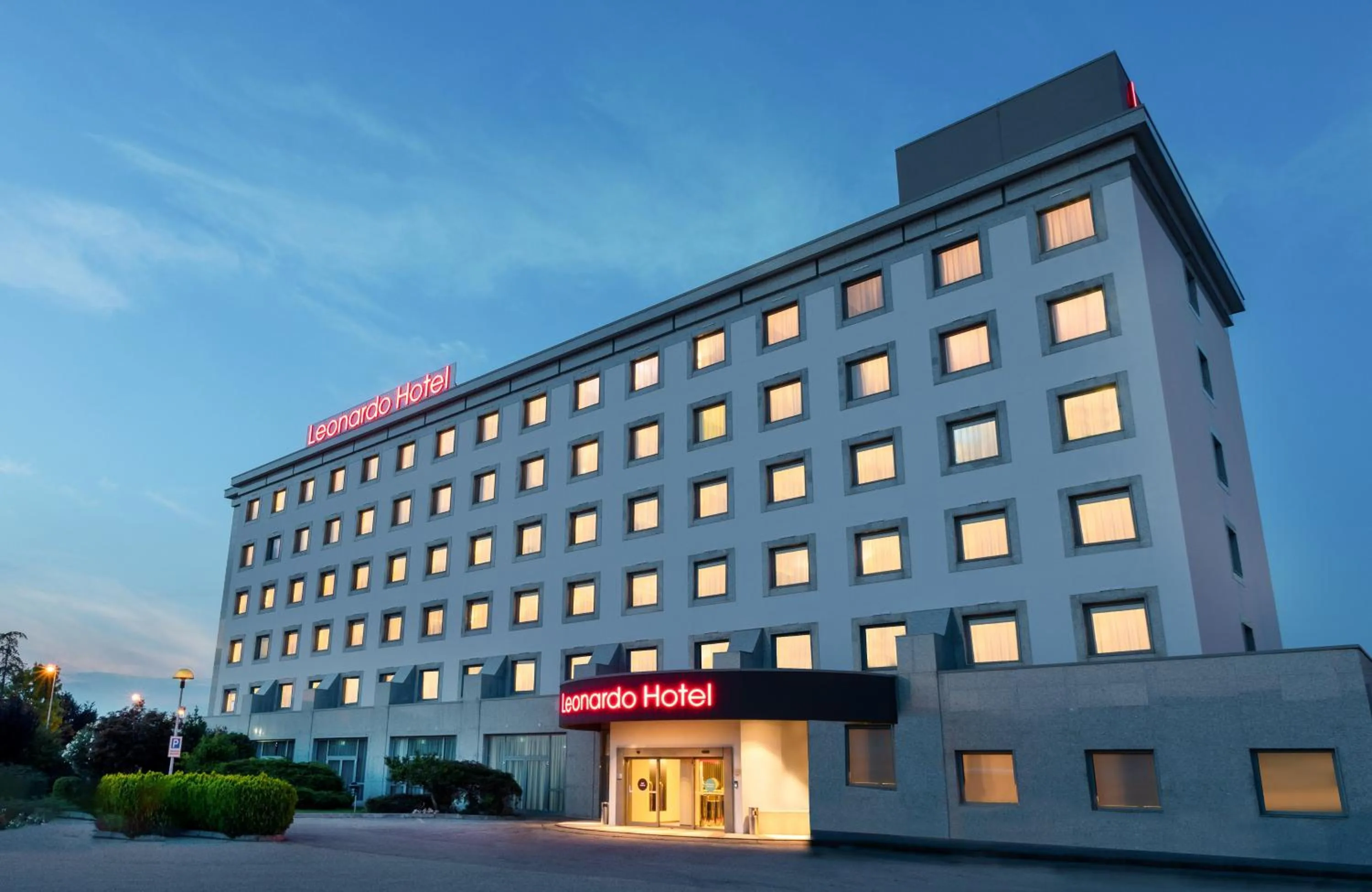 Property building in Leonardo Hotel Verona