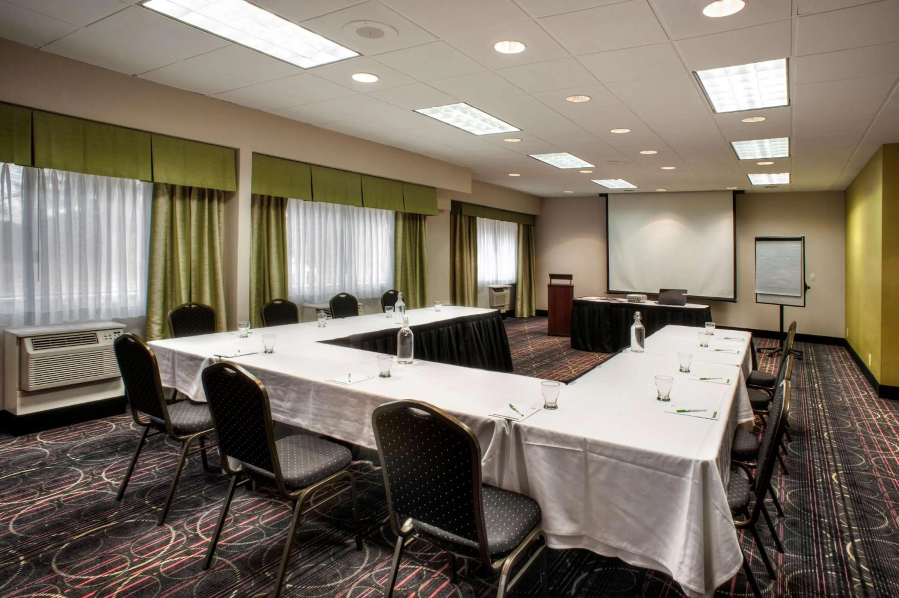 Banquet/Function facilities in Inn at Fox Chase - BW Premier Collection