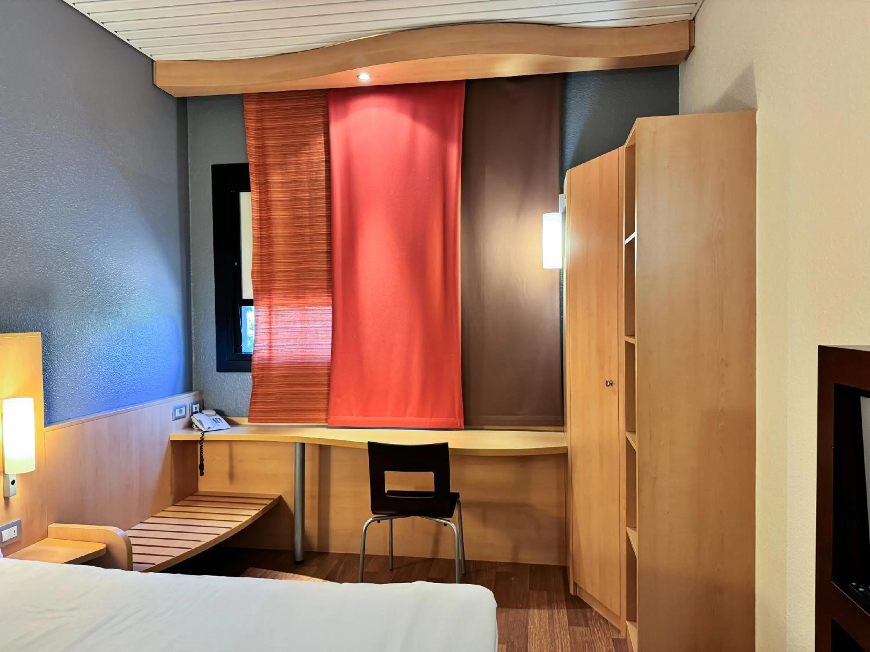 Bedroom, Bed in a&o Hostel Milano Ca Granda