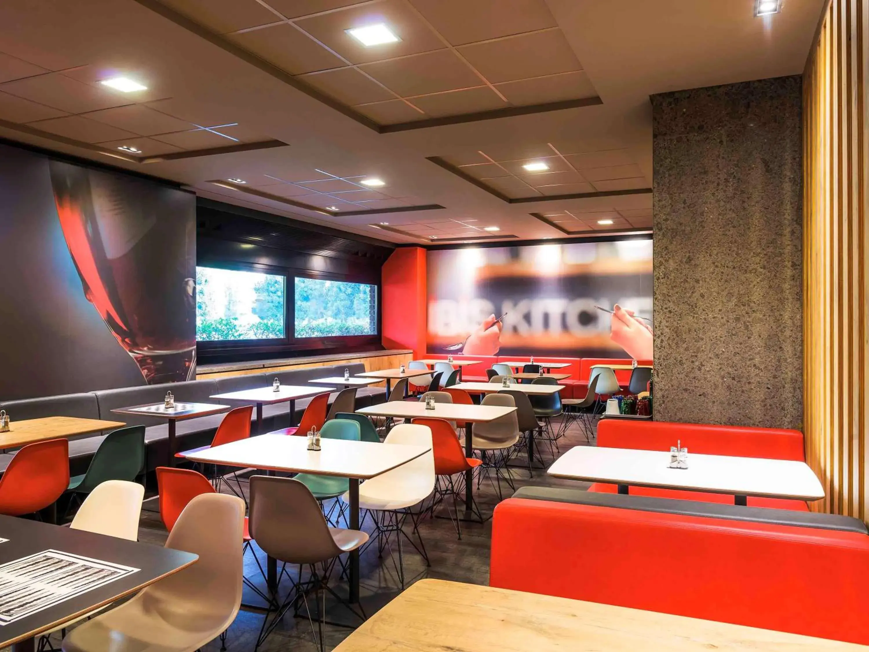 Restaurant/places to eat in Hotel Ibis Milano Ca' Granda Restaurant/places to eat in Hotel Ibis Milano Ca' Granda