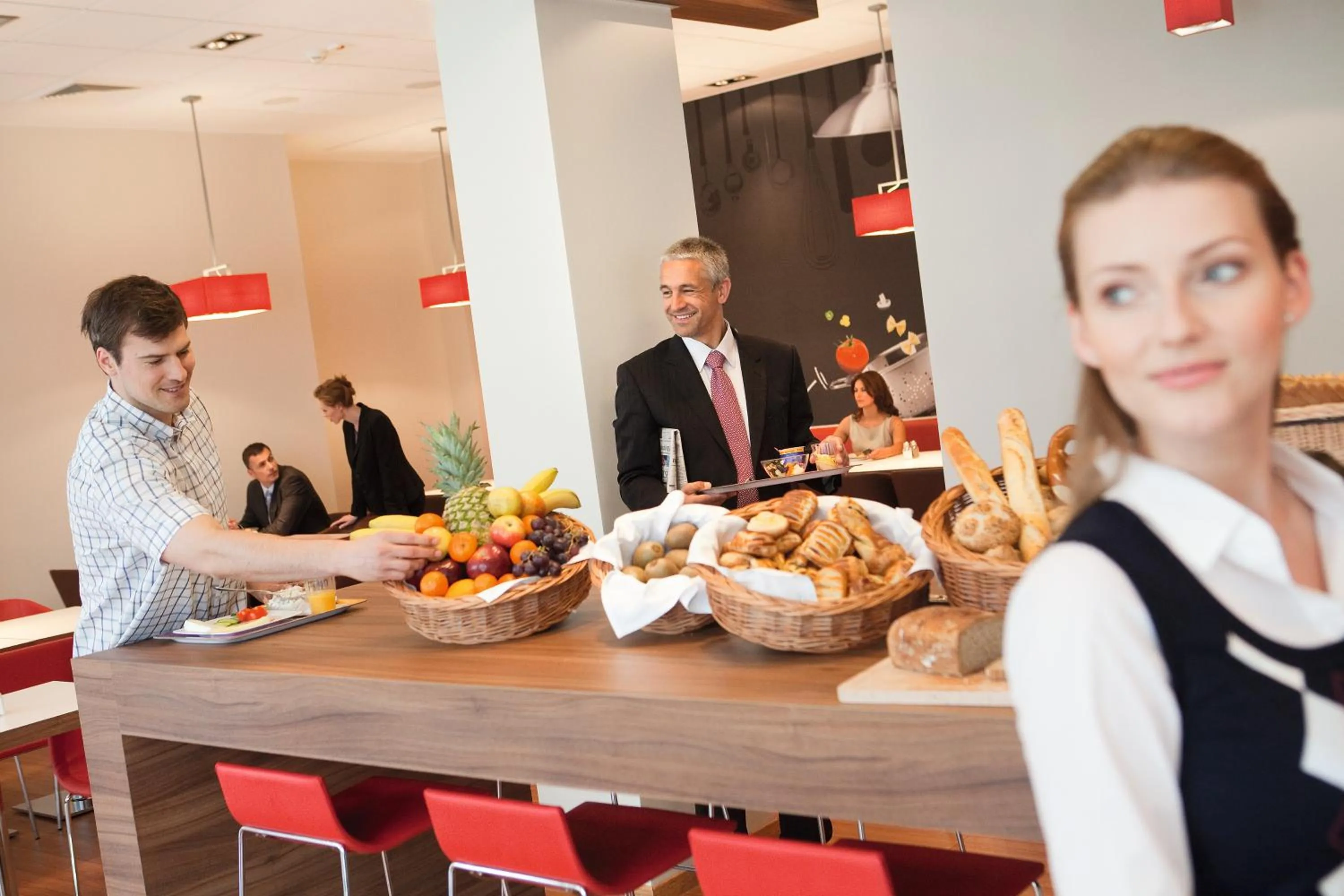 Restaurant/places to eat in Hotel Ibis Milano Ca' Granda