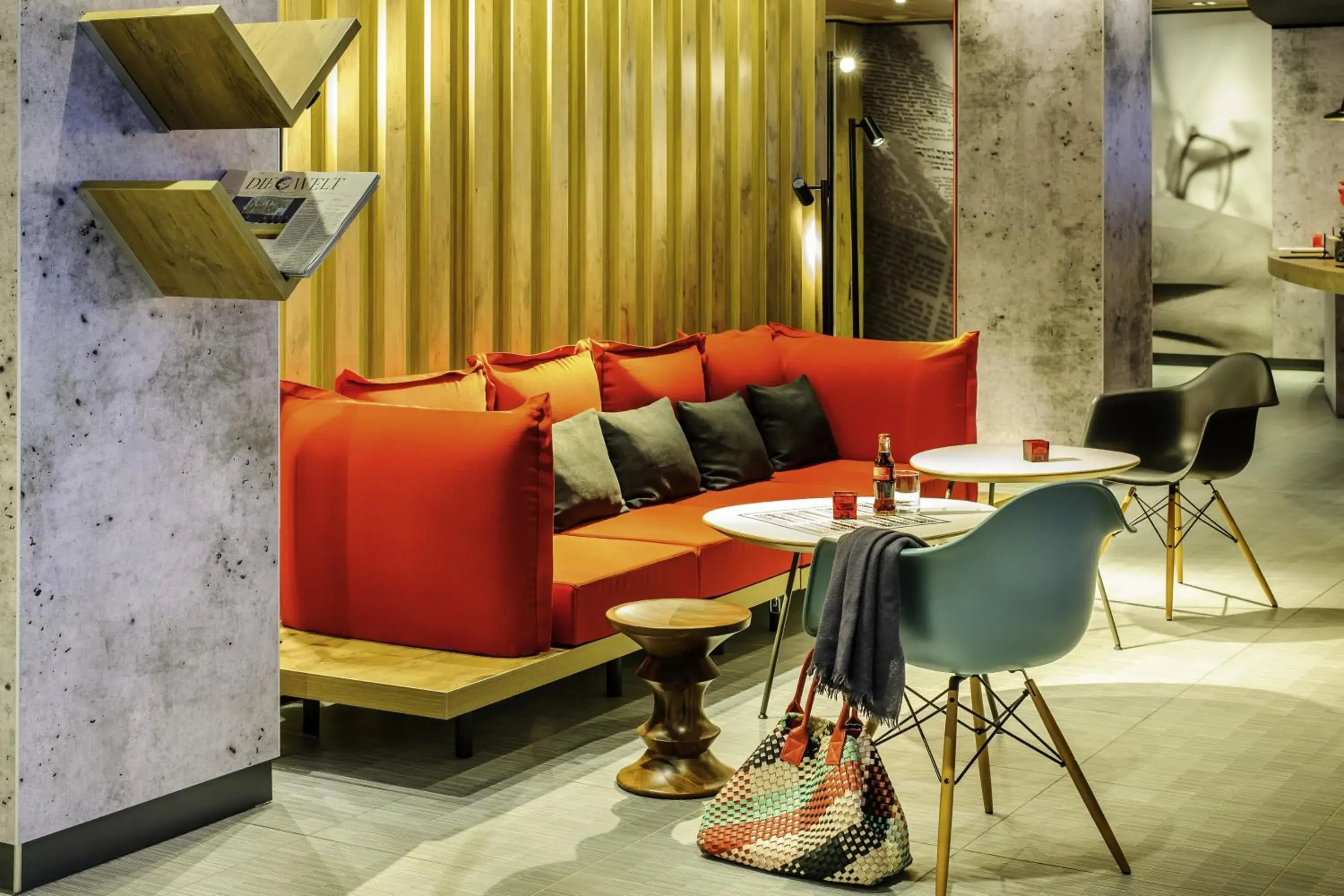 Living room in Hotel Ibis Milano Ca' Granda Living room in Hotel Ibis Milano Ca' Granda