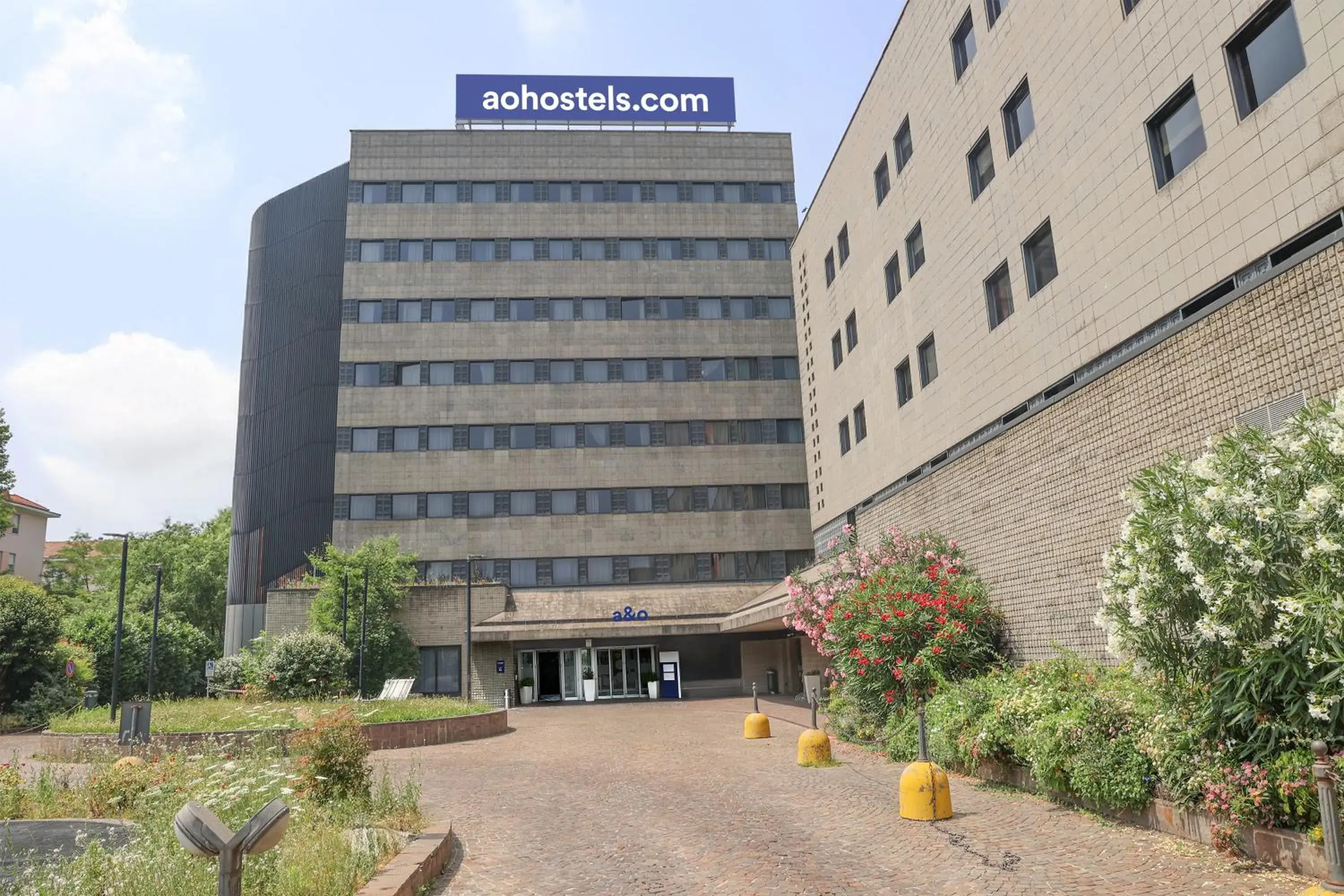 Property building in a&o Hostel Milano Ca Granda Property building in a&o Hostel Milano Ca Granda