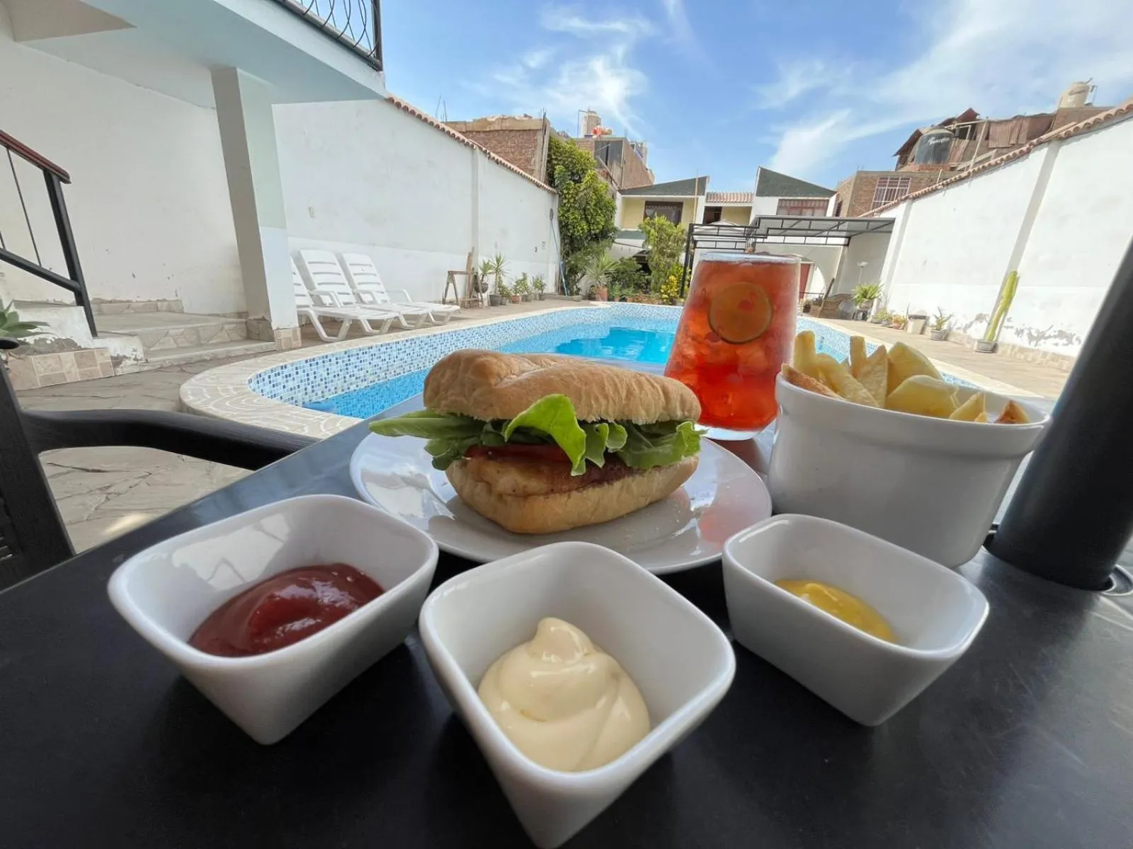 Restaurant/places to eat in HOTEL AREQUIPA