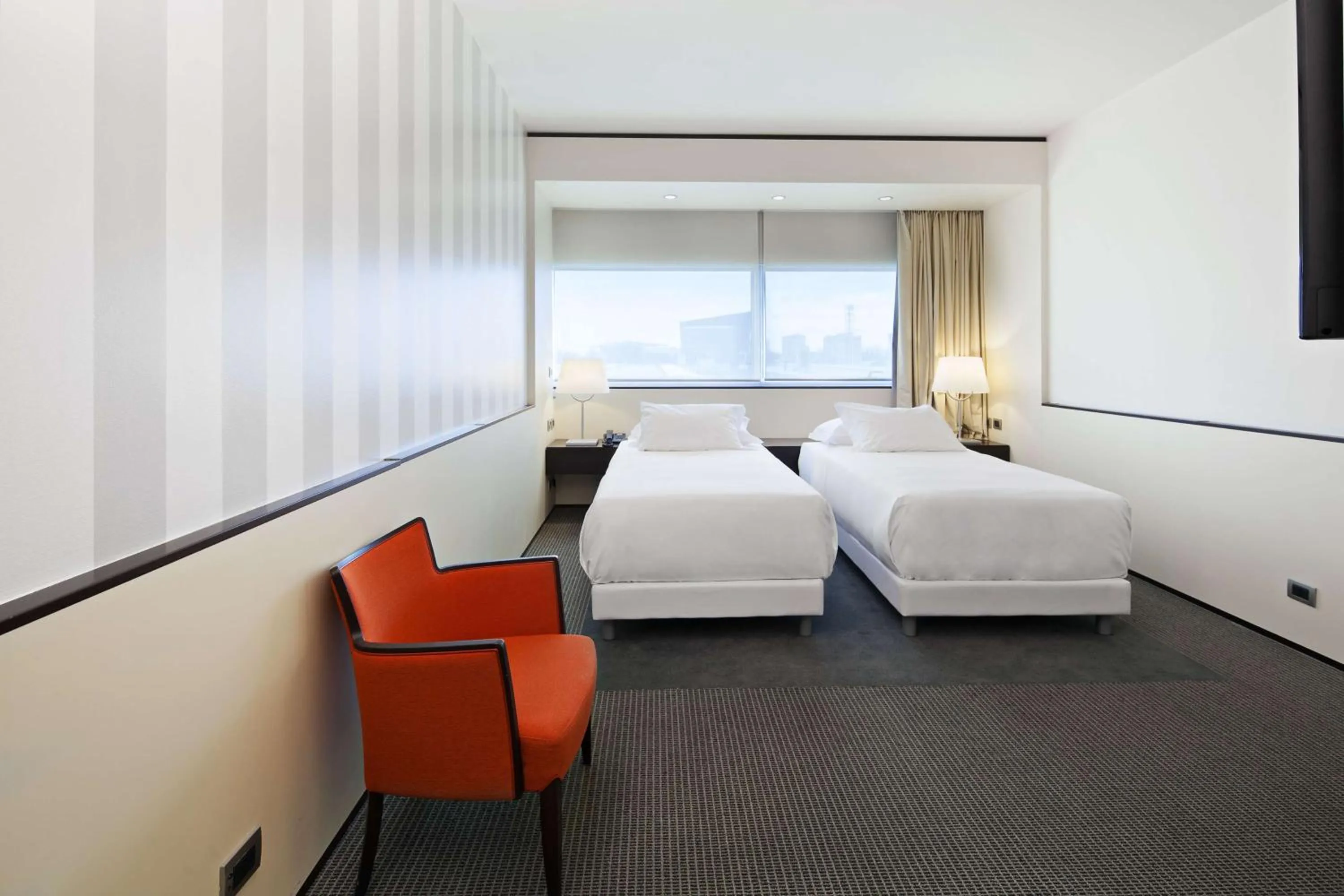 Photo of the whole room in NH Venezia Laguna Palace