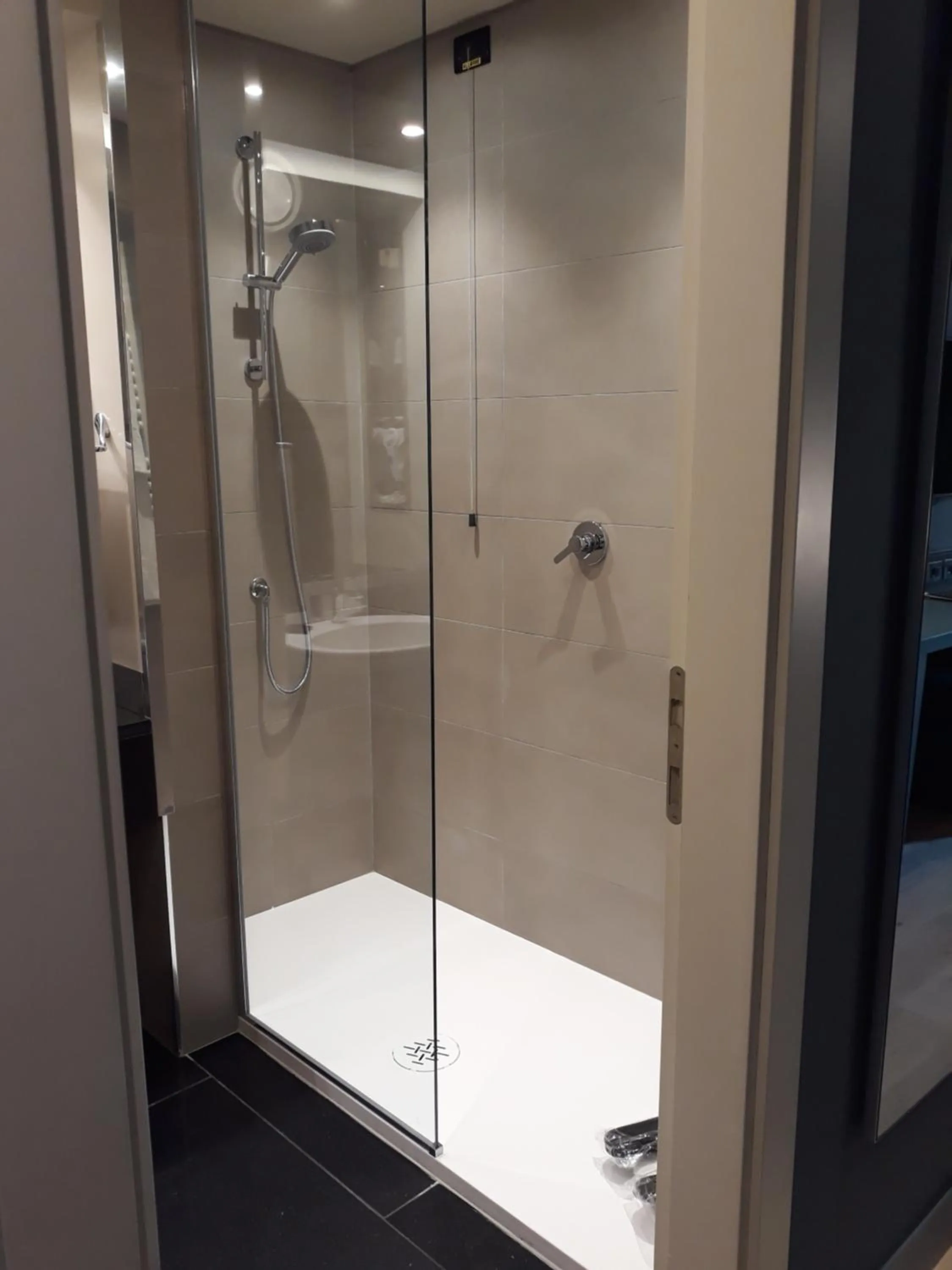 Bathroom in Grand Hotel De La Ville