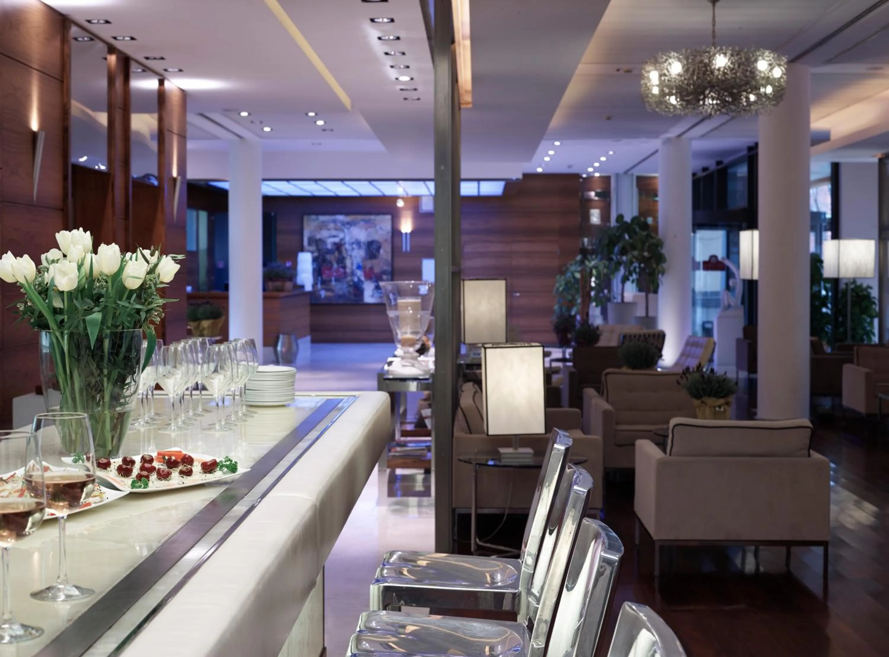 Lounge or bar in Grand Hotel De La Ville