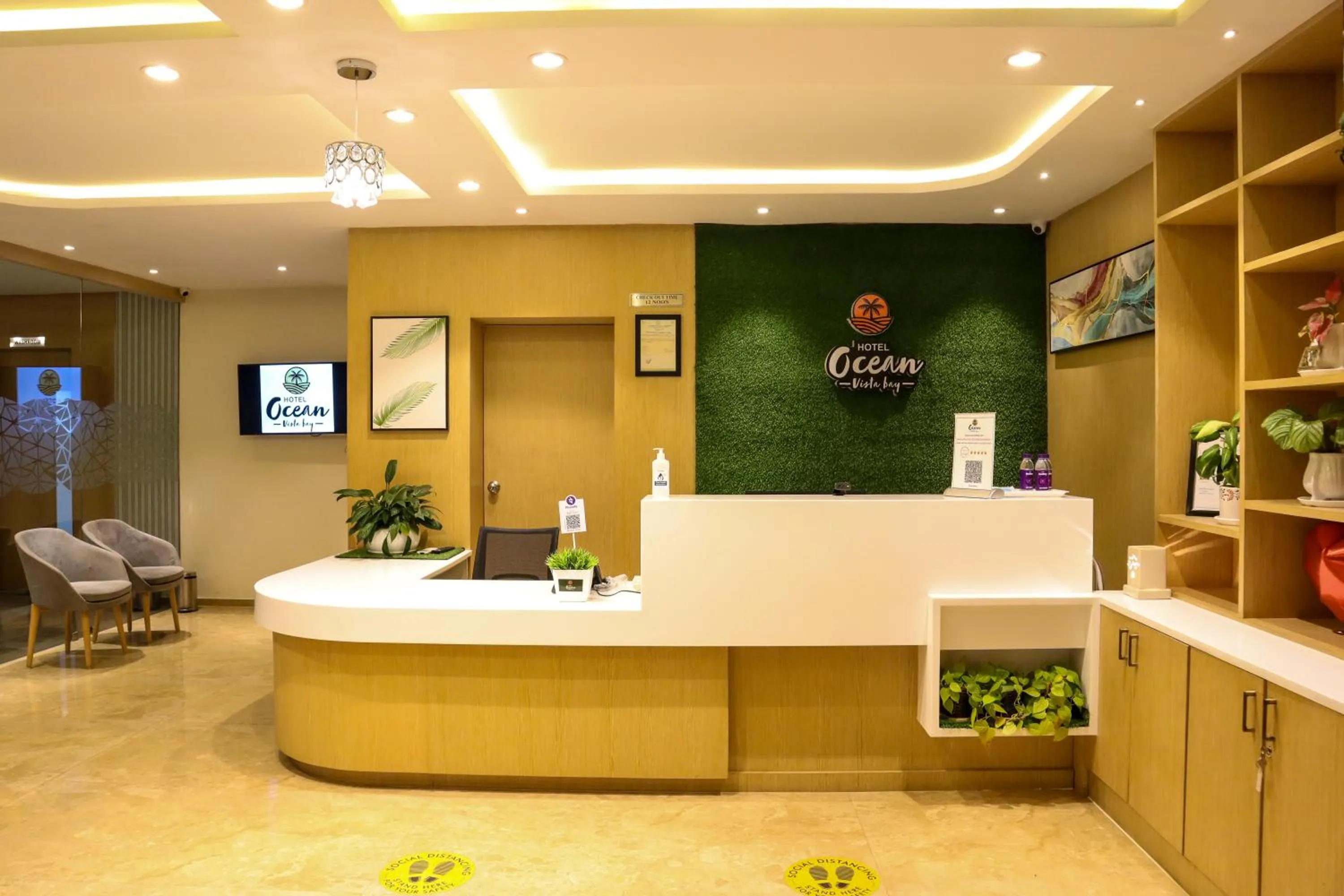 Lobby or reception in HOTEL OCEAN VISTA BAY