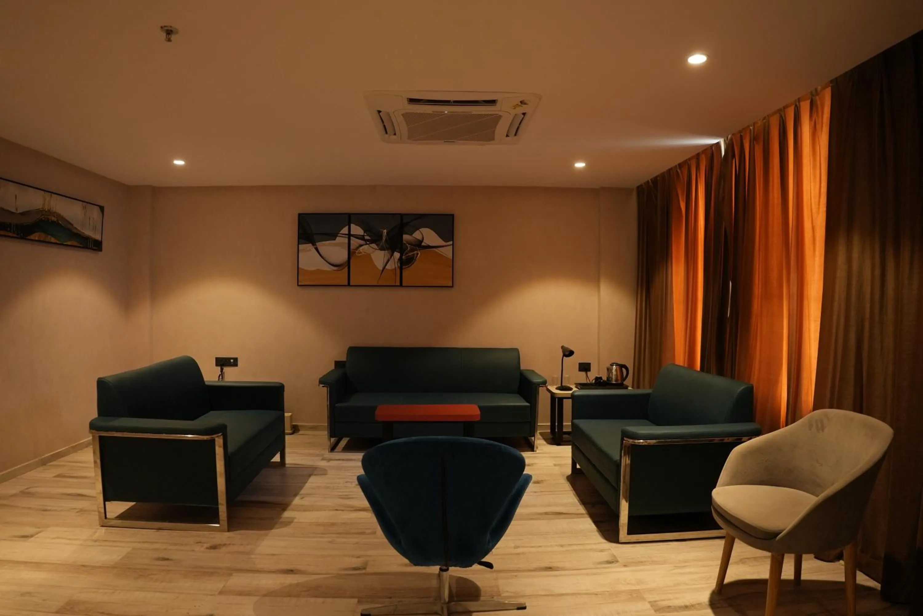 Living room in HOTEL OCEAN VISTA BAY