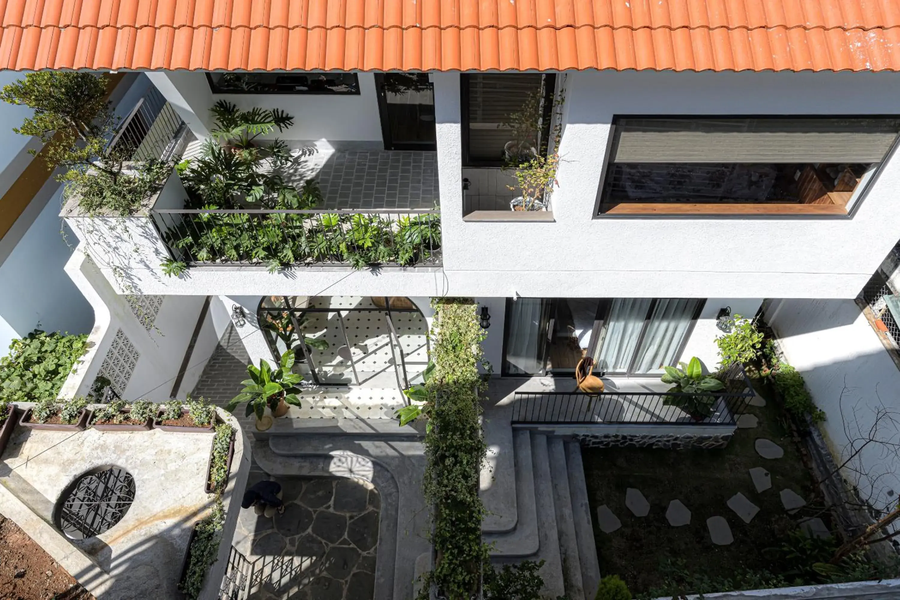 Property building in Thơm House Property building in Thơm House