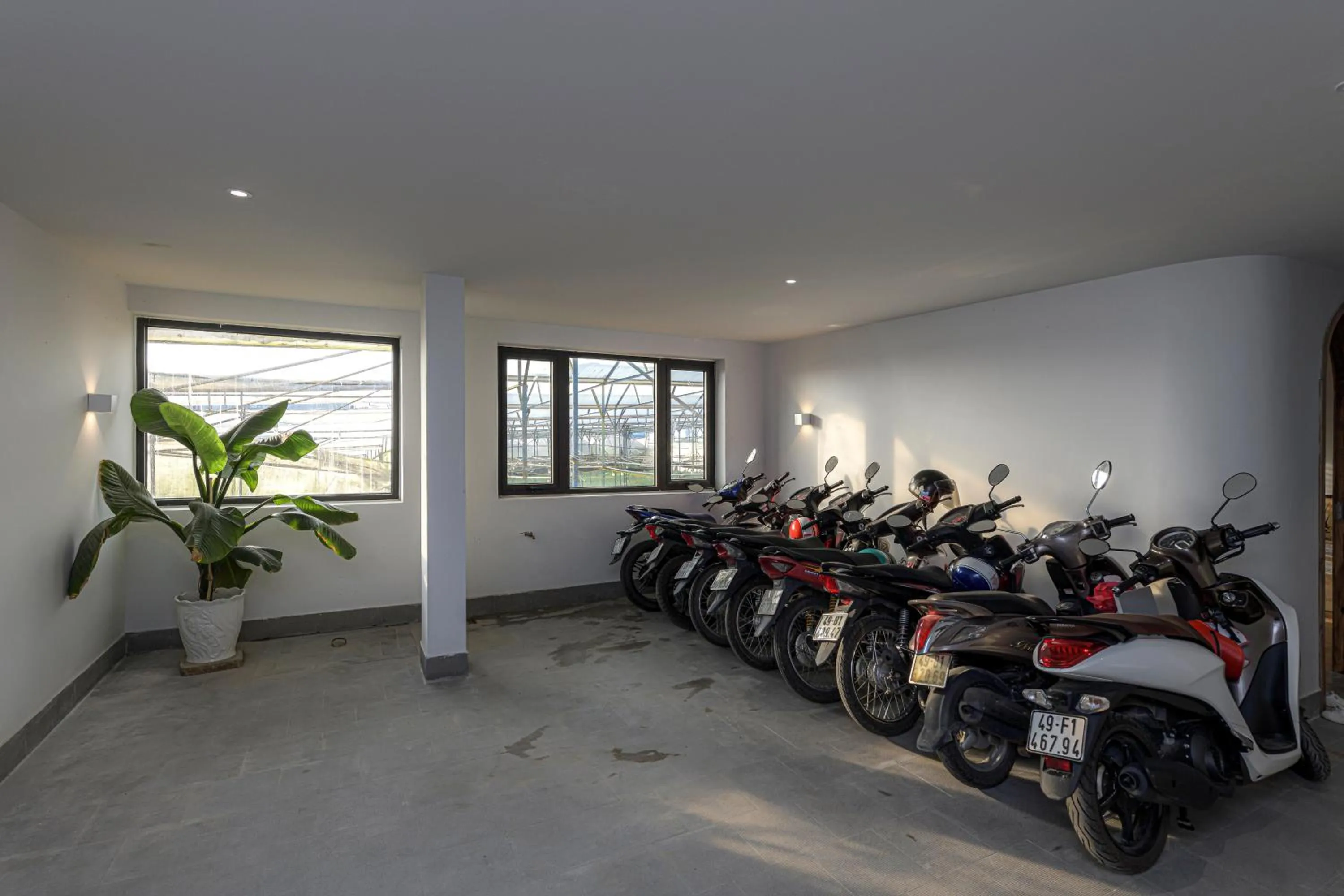 Parking in Thơm House