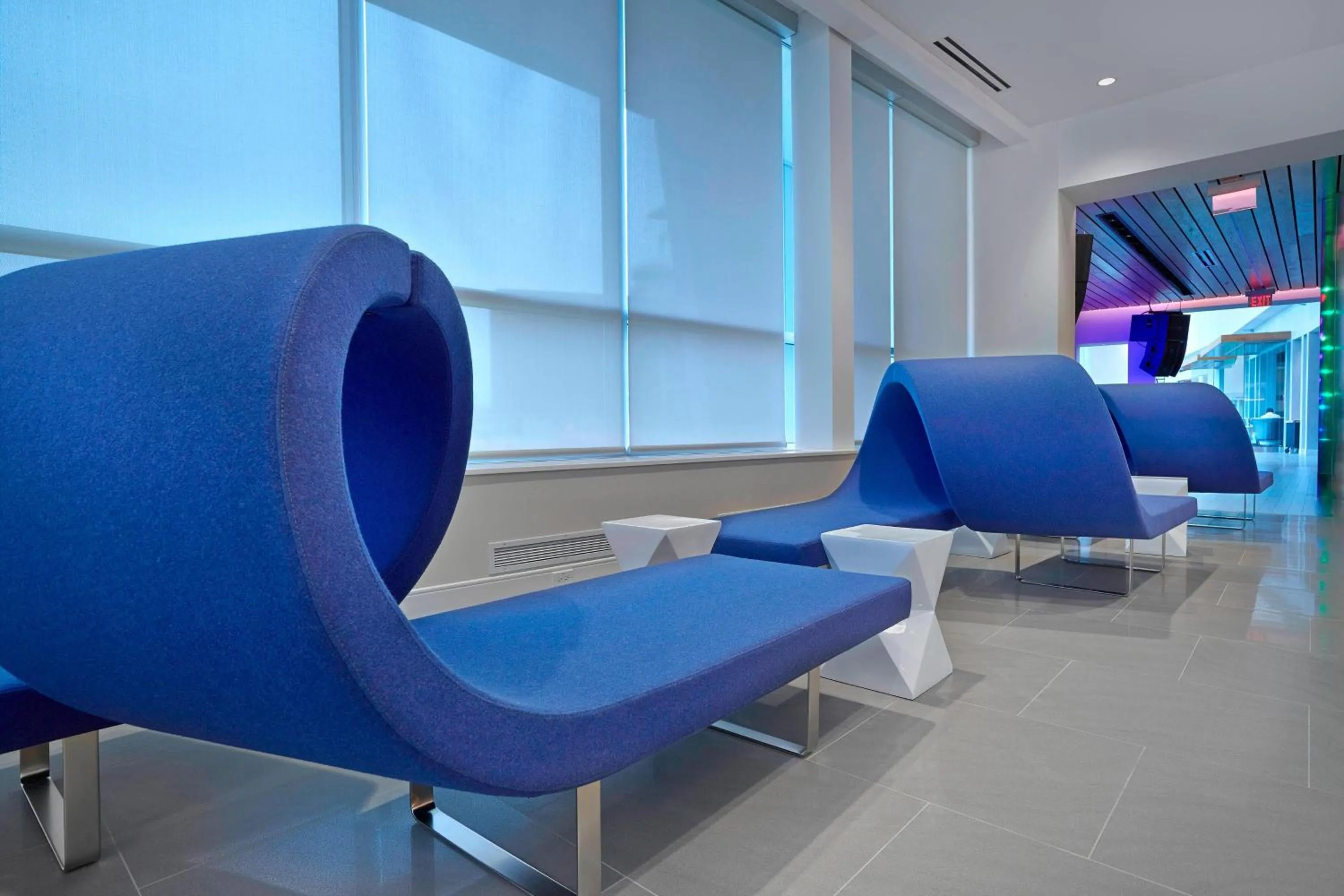 Lobby or reception in Renaissance Edmonton Airport Hotel