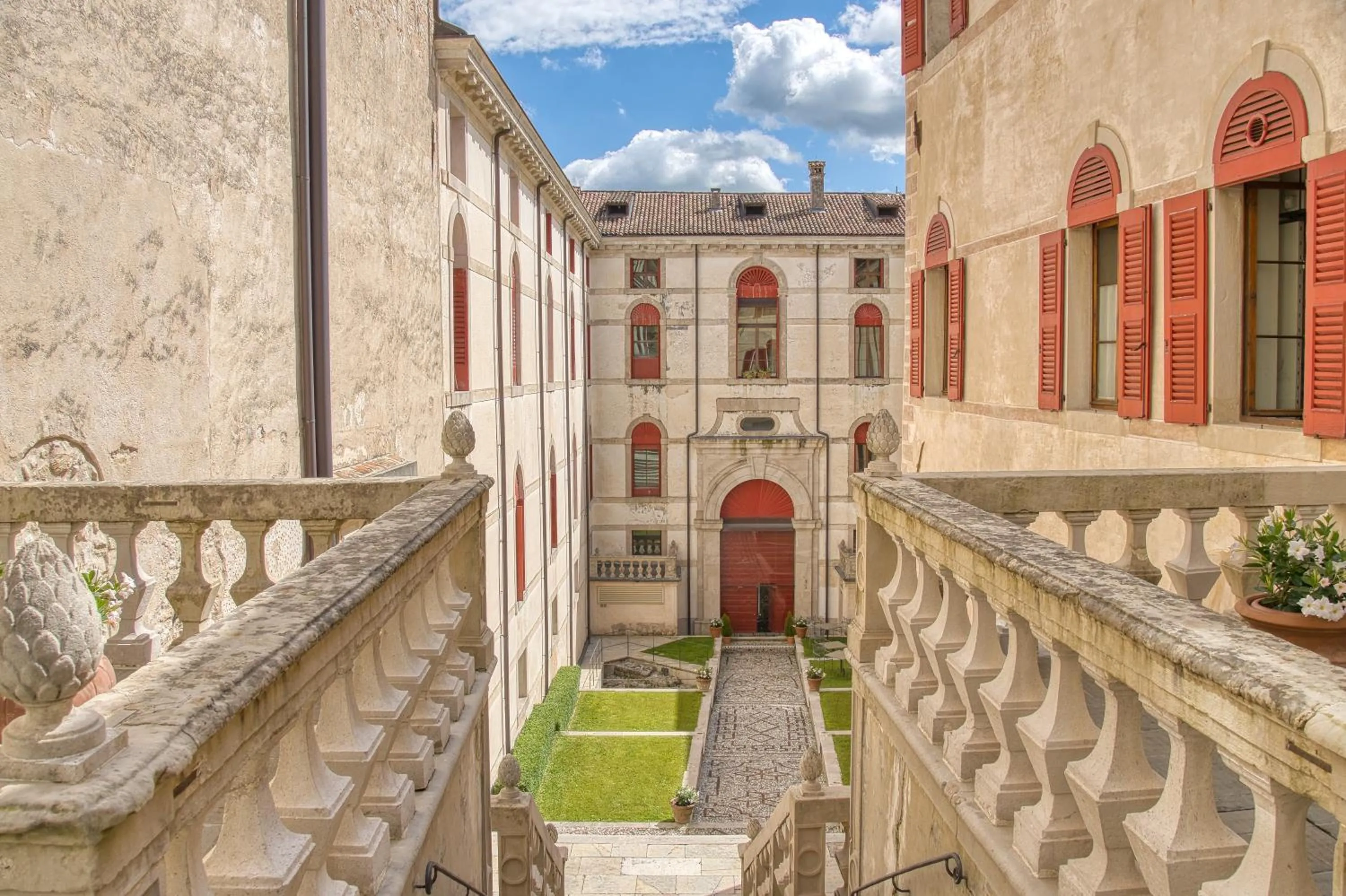 Inner courtyard view in CastelBrando