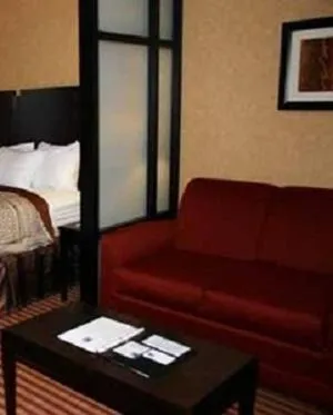 Decorative detail in Quality Inn Dunkirk