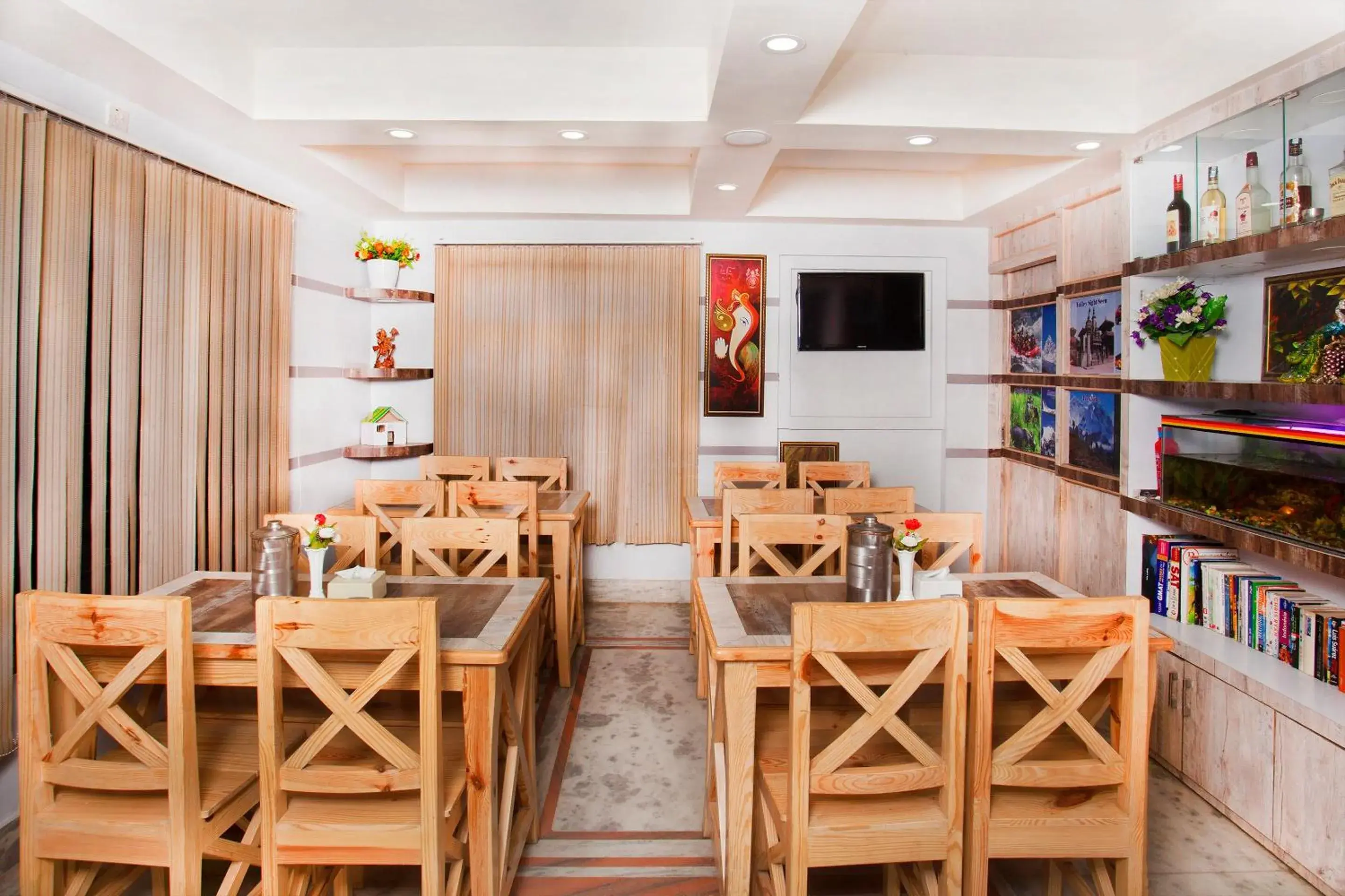 OYO 167 Hotel Lotus Buddha Inn OYO 167 Hotel Lotus Buddha Inn