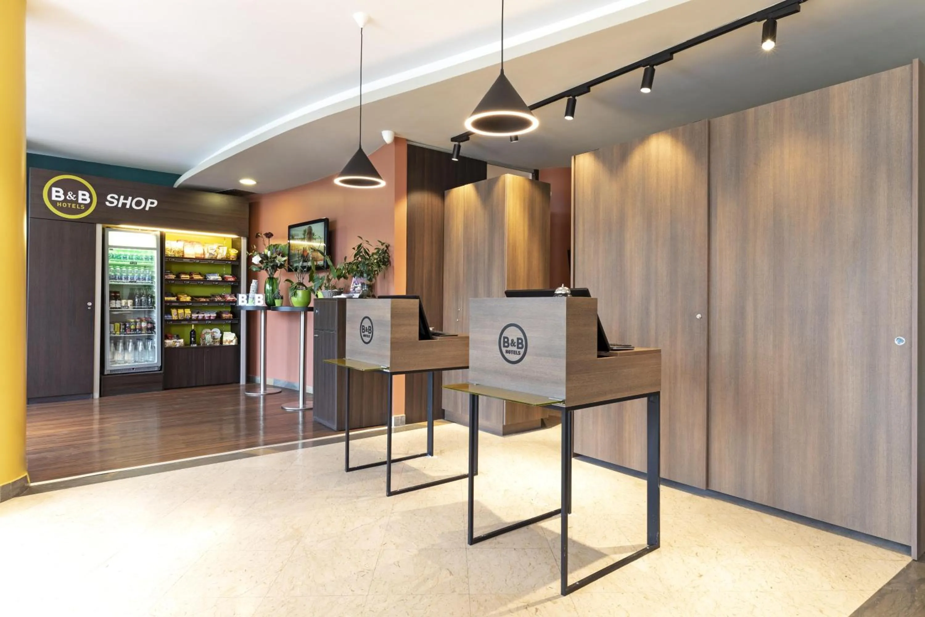 Balcony/Terrace in B&B HOTEL Pisa Airport