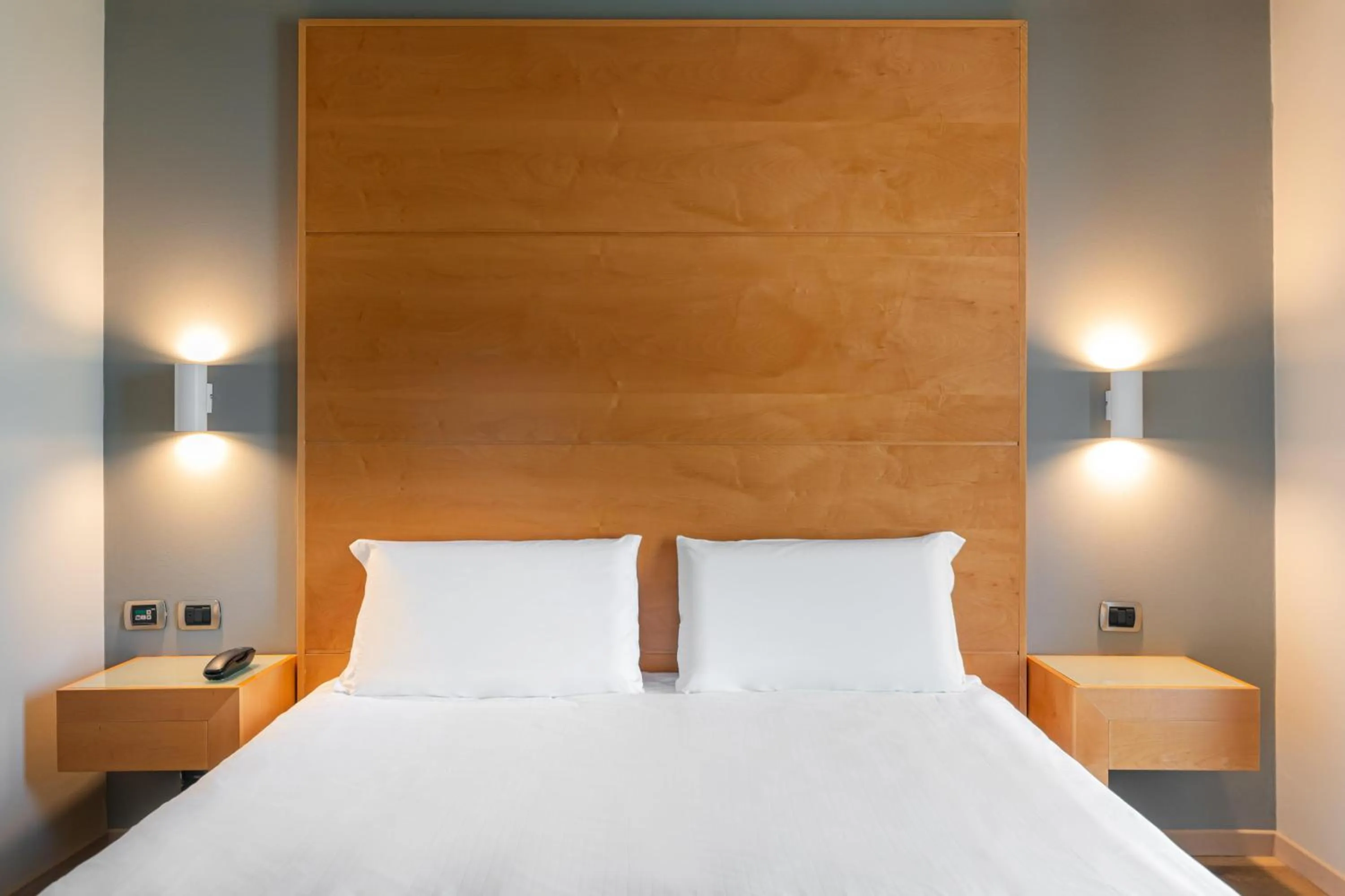 Photo of the whole room, Bed in B&B HOTEL Pisa Airport