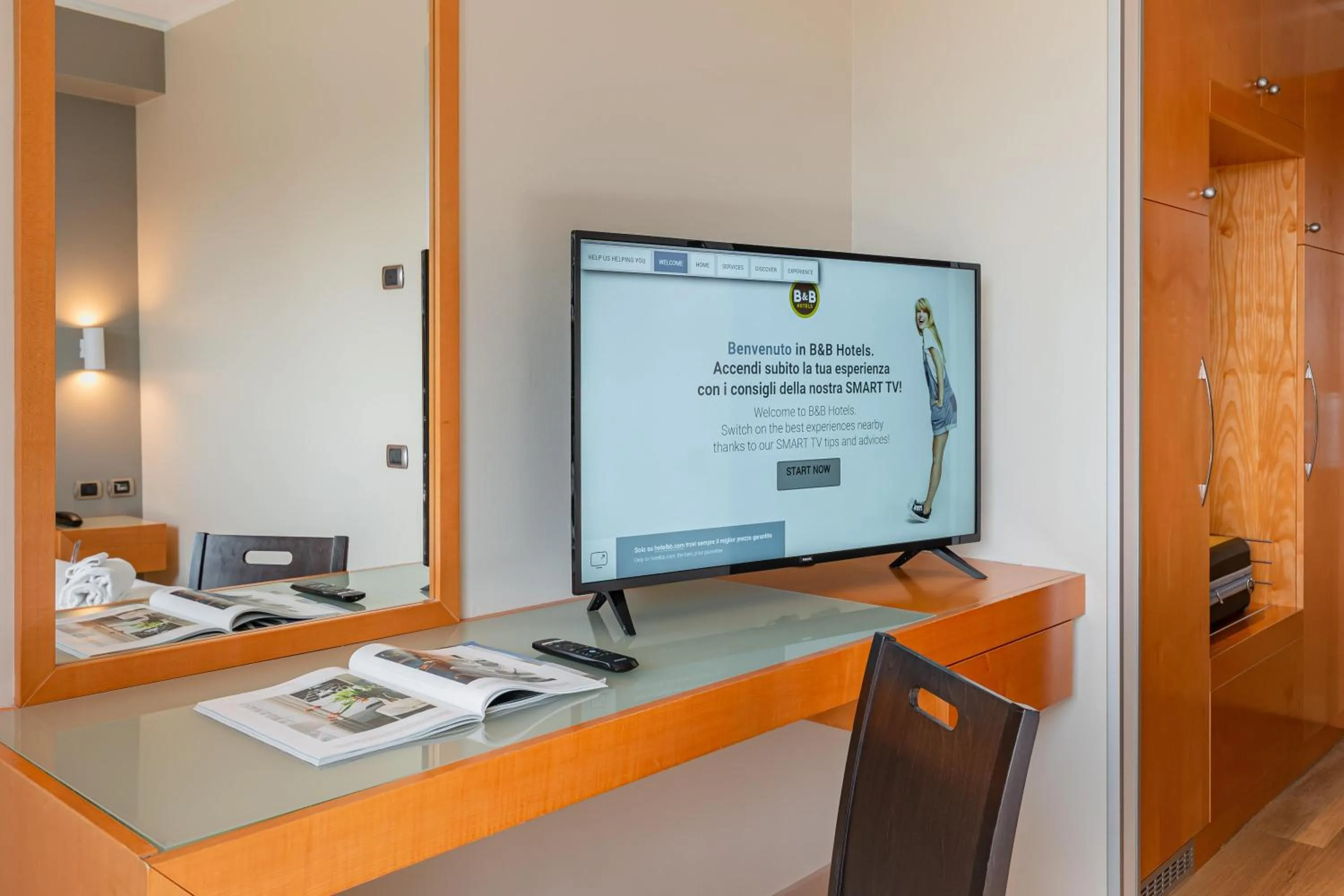 Photo of the whole room in B&B HOTEL Pisa Airport