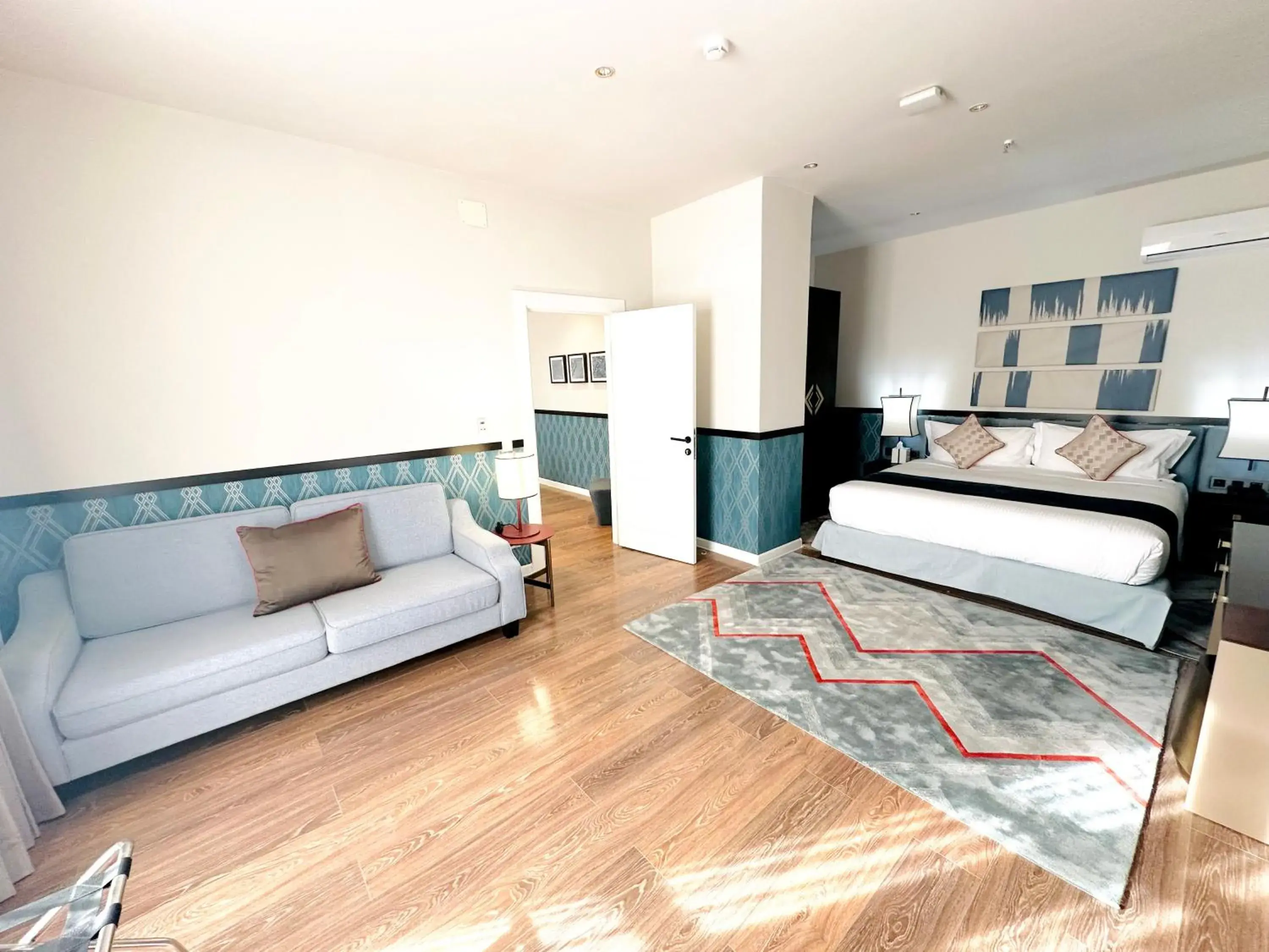 Bed in Somerset City Centre Atyrau Bed in Somerset City Centre Atyrau