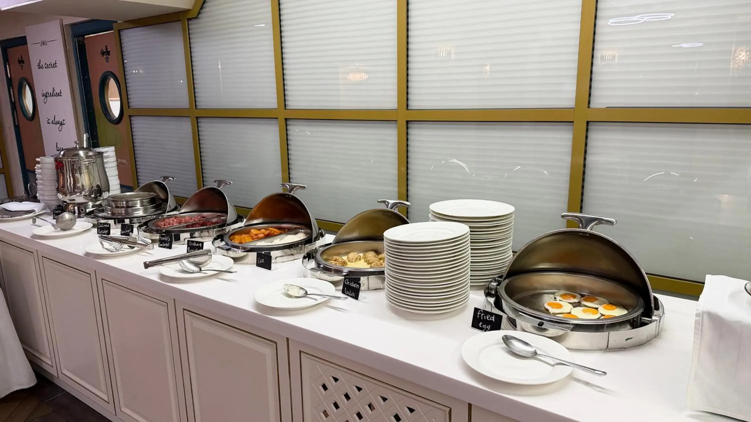 Breakfast in Somerset City Centre Atyrau Breakfast in Somerset City Centre Atyrau