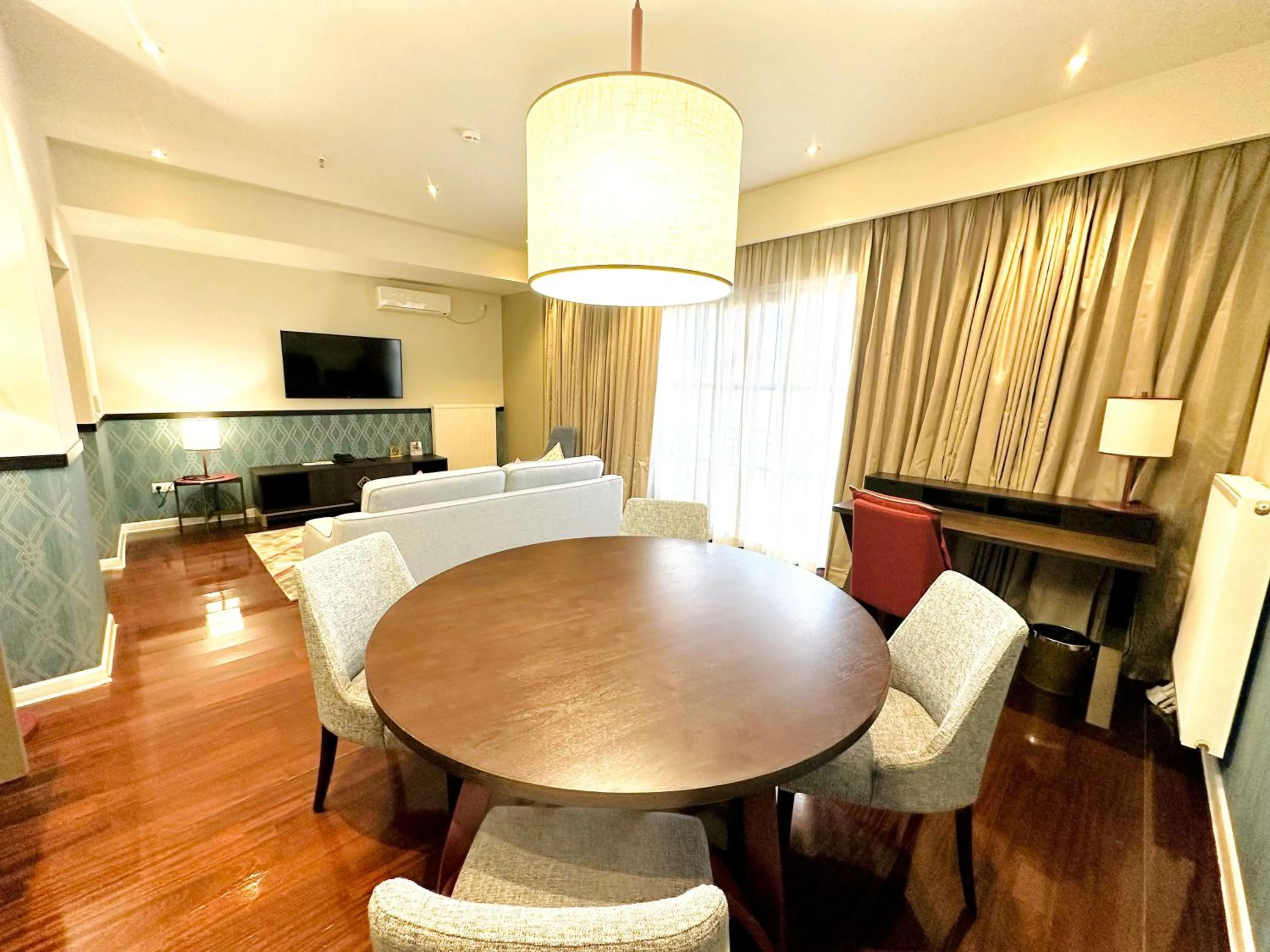 Communal lounge/ TV room in Somerset City Centre Atyrau