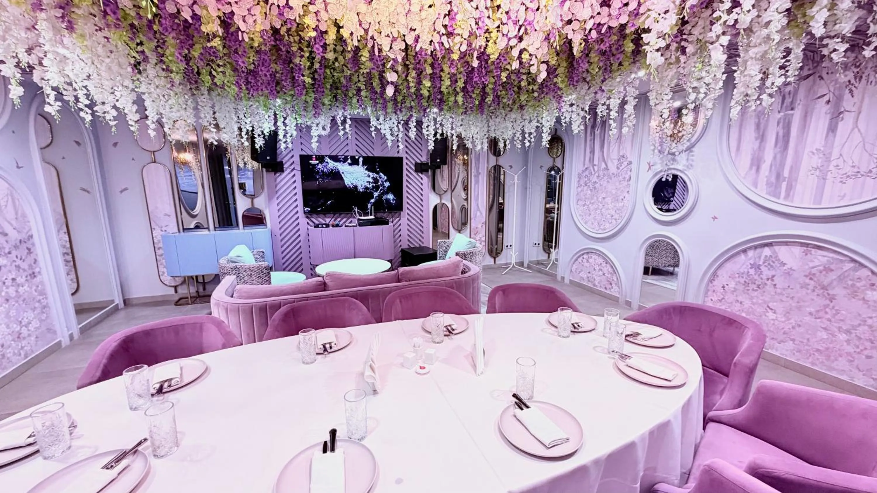 Restaurant/places to eat in Somerset City Centre Atyrau