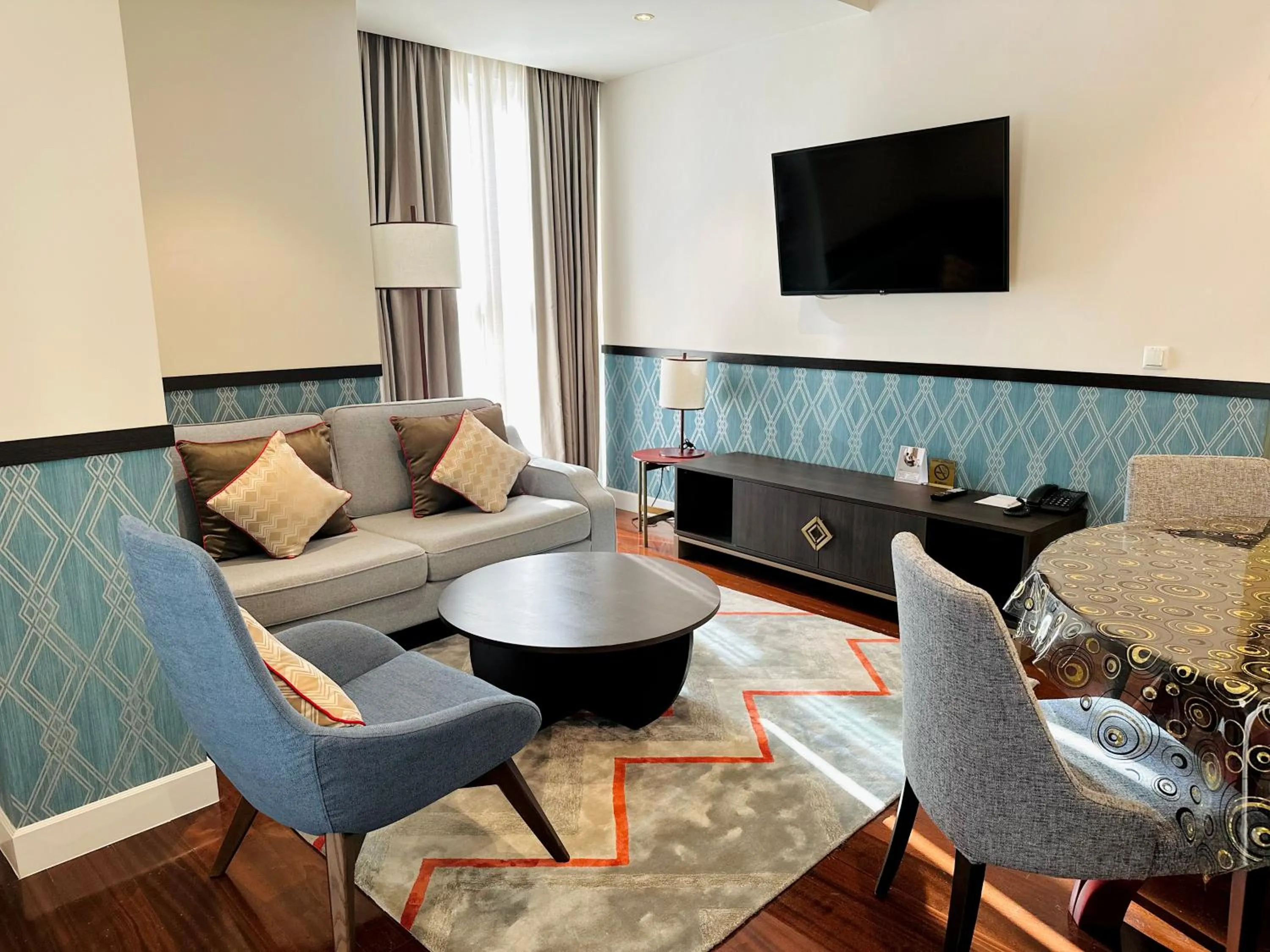 Communal lounge/ TV room in Somerset City Centre Atyrau