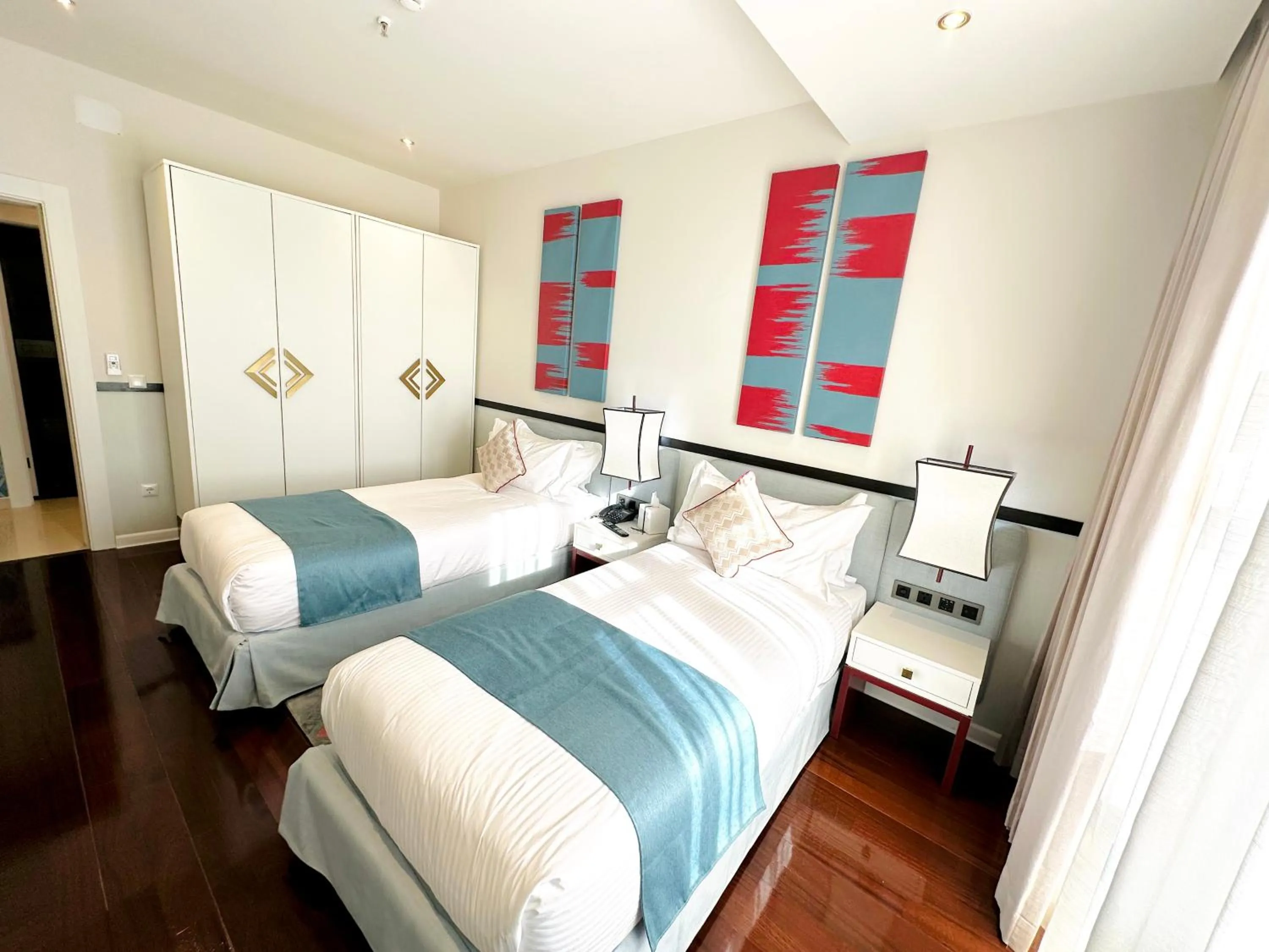 Bed in Somerset City Centre Atyrau