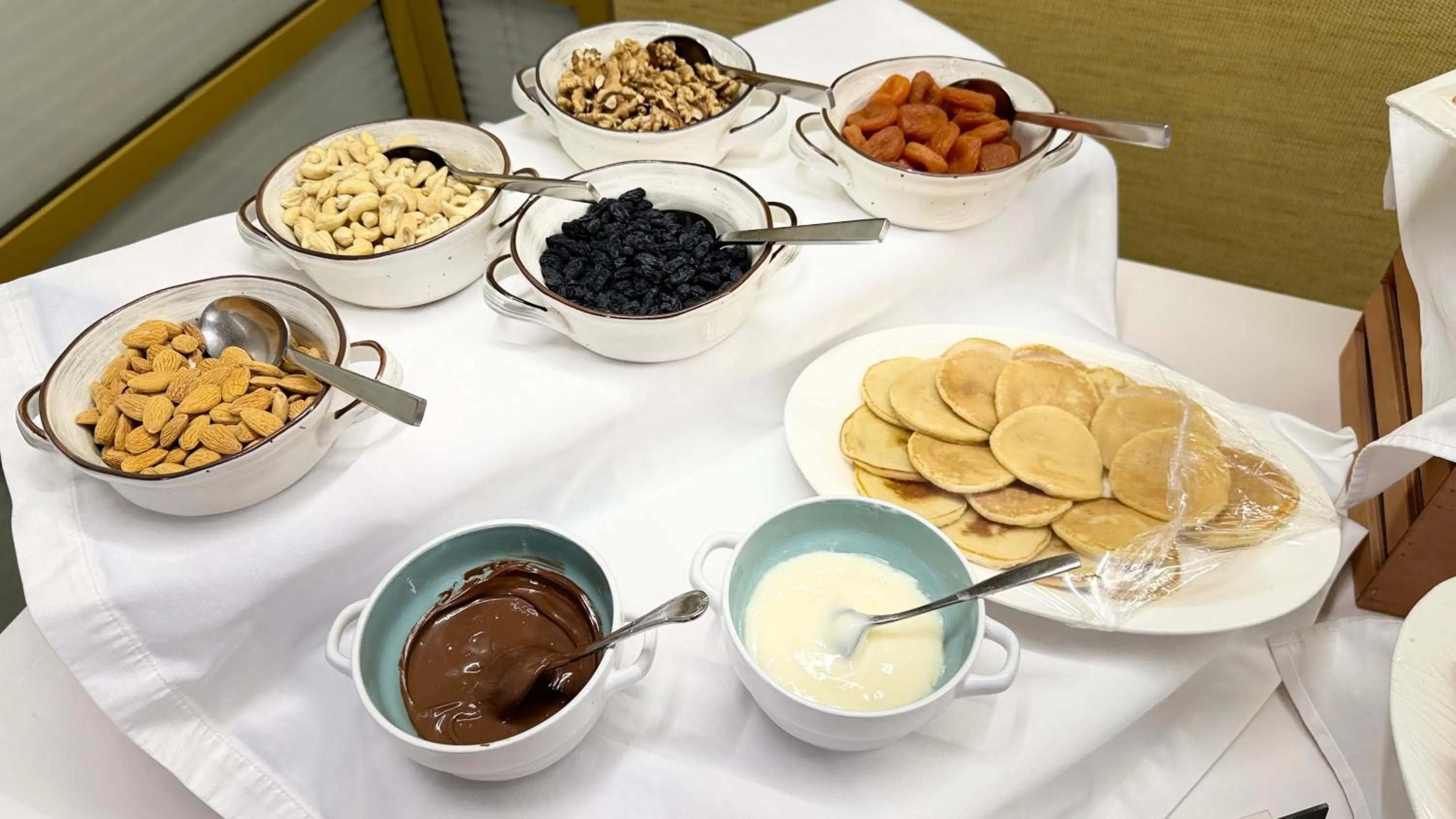 Breakfast in Somerset City Centre Atyrau