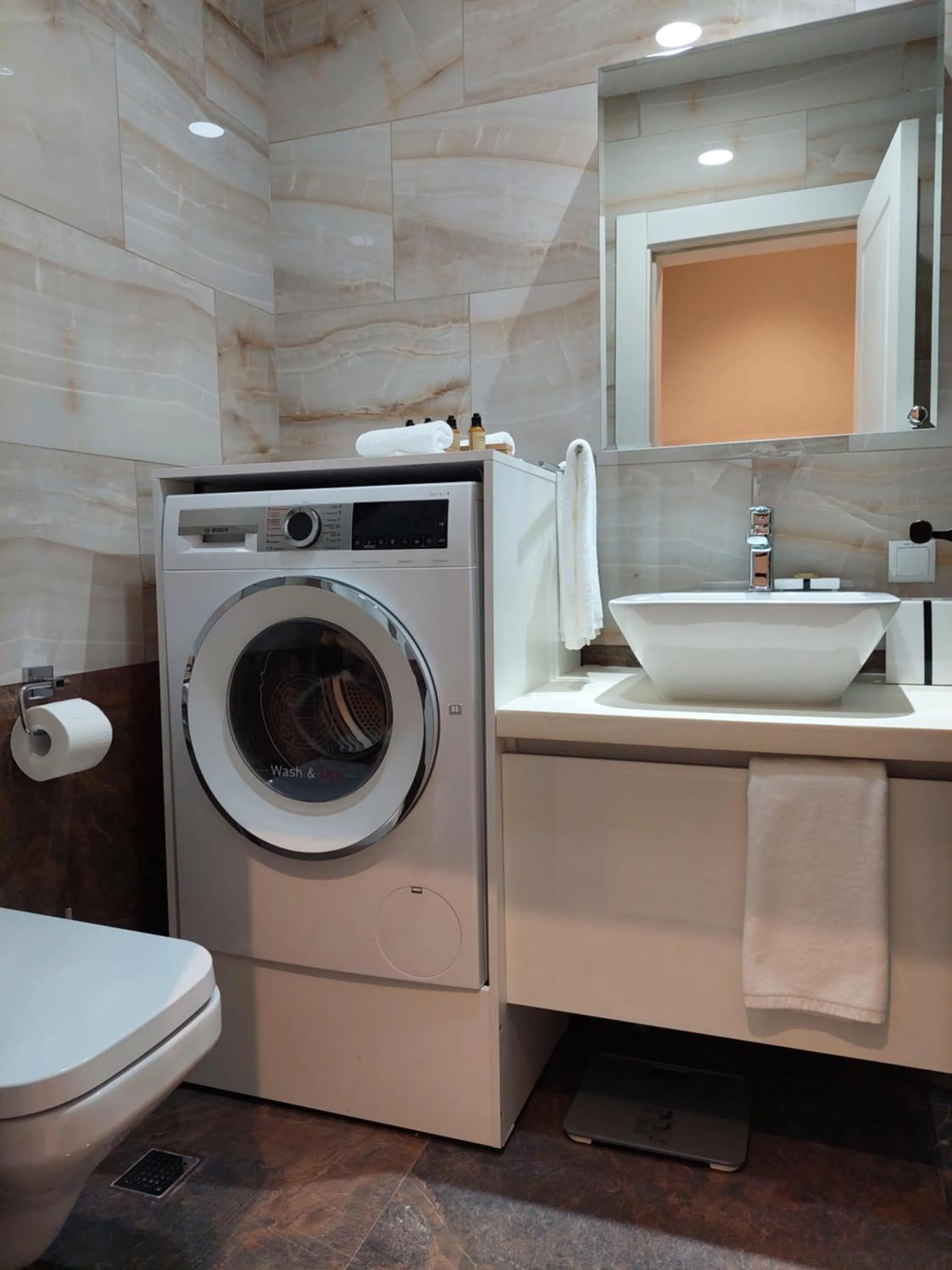 washing machine in Somerset City Centre Atyrau