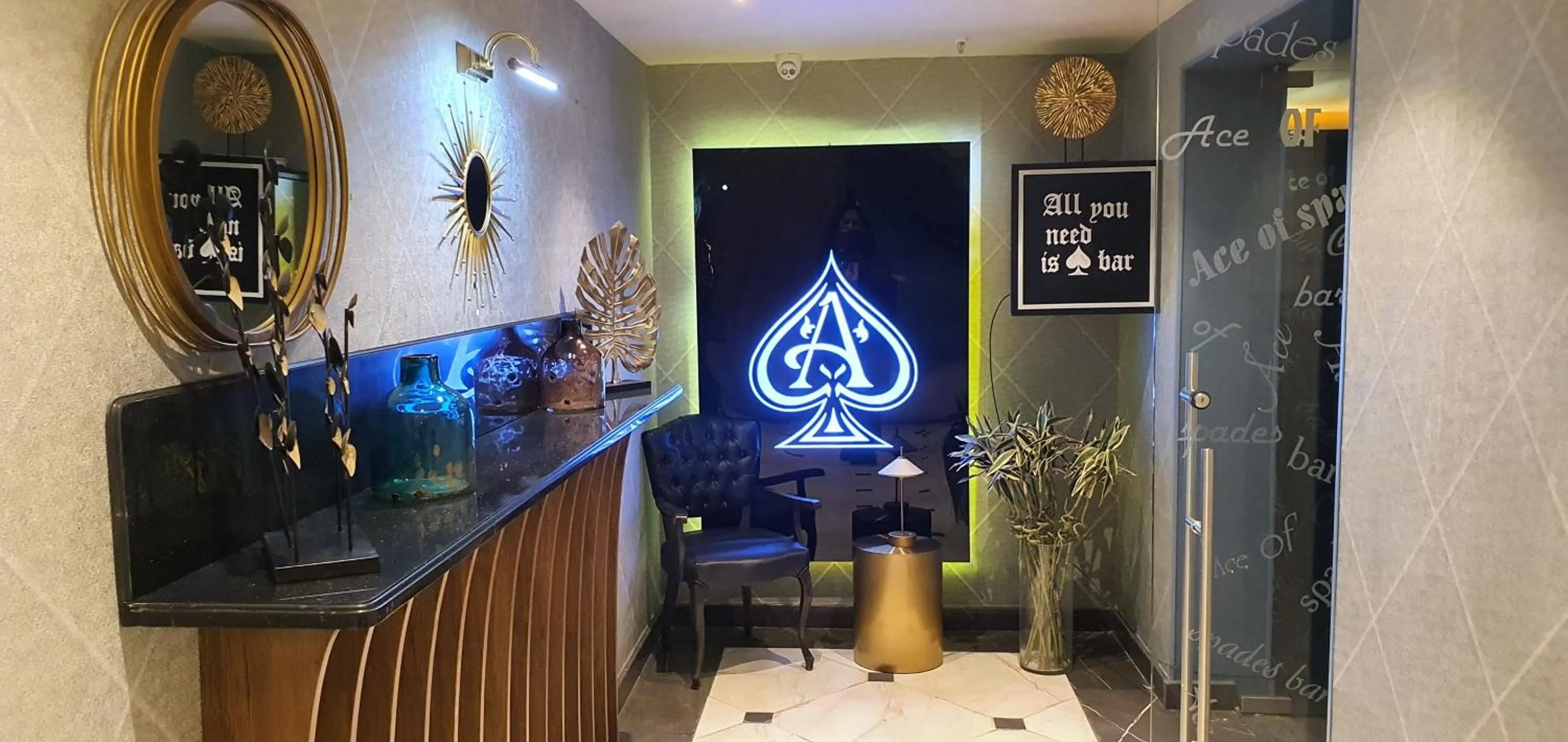 Lounge or bar in Somerset City Centre Atyrau