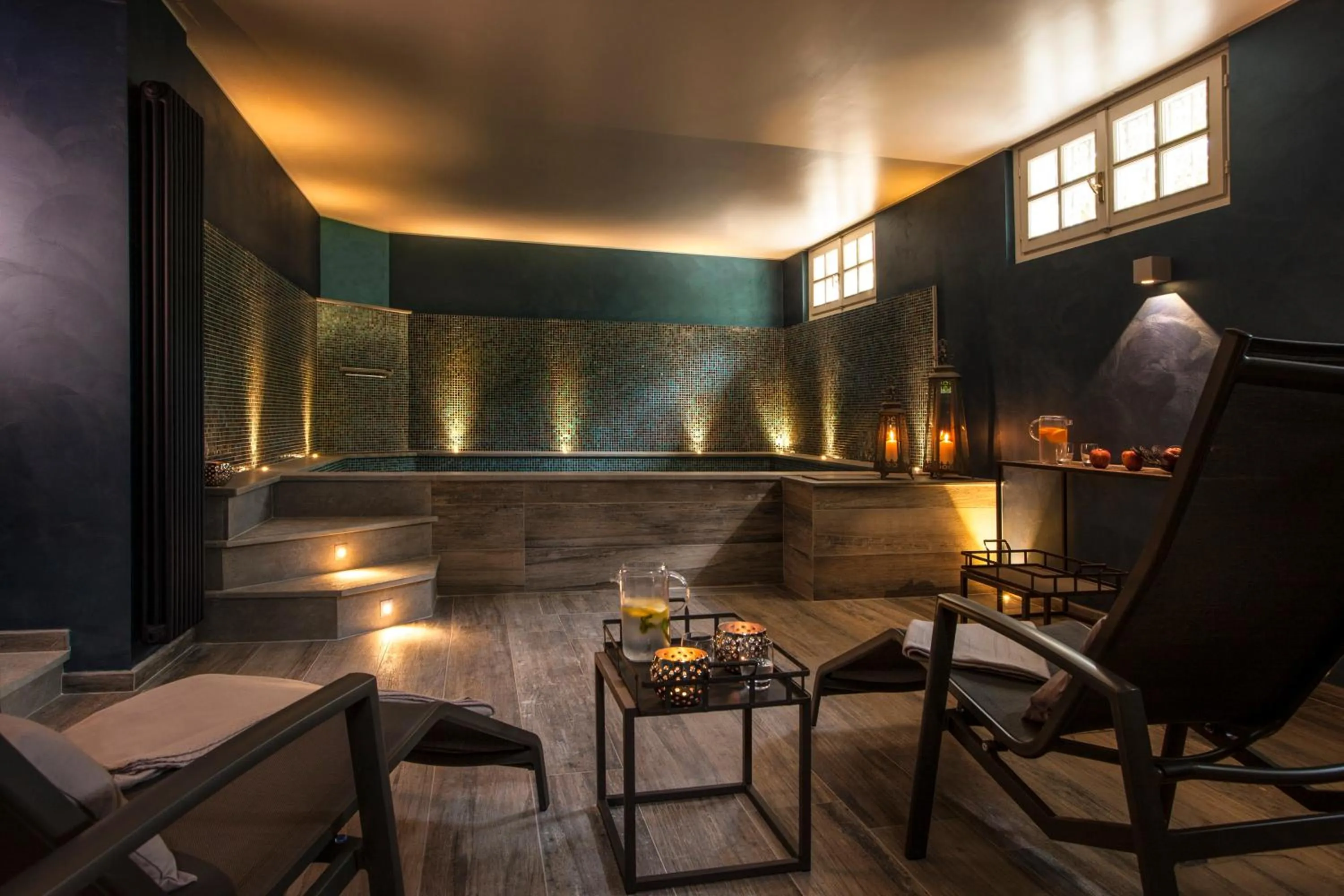 Hot Tub in Hotel Villa Elisa & Spa