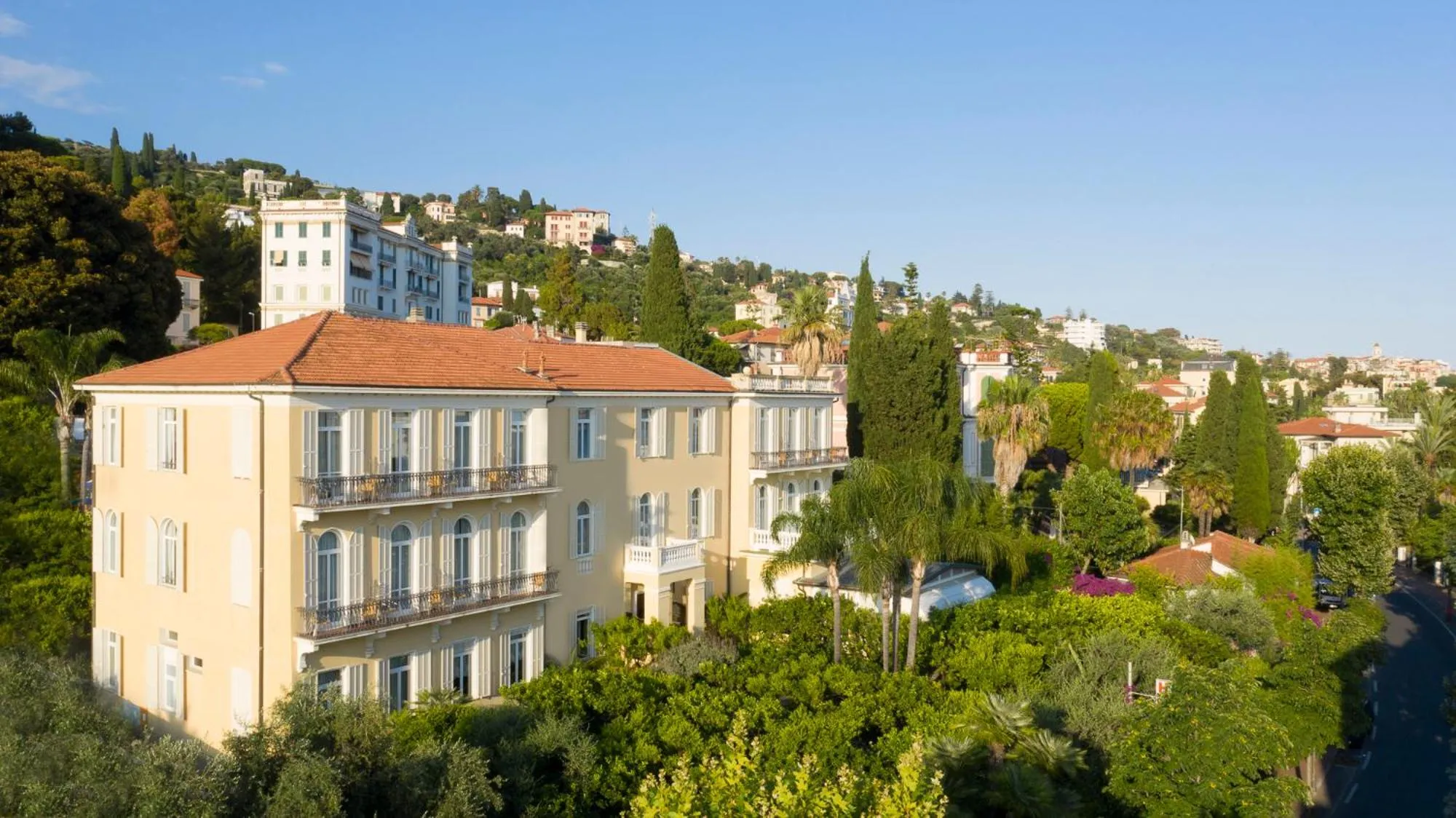 Neighbourhood in Hotel Villa Elisa & Spa