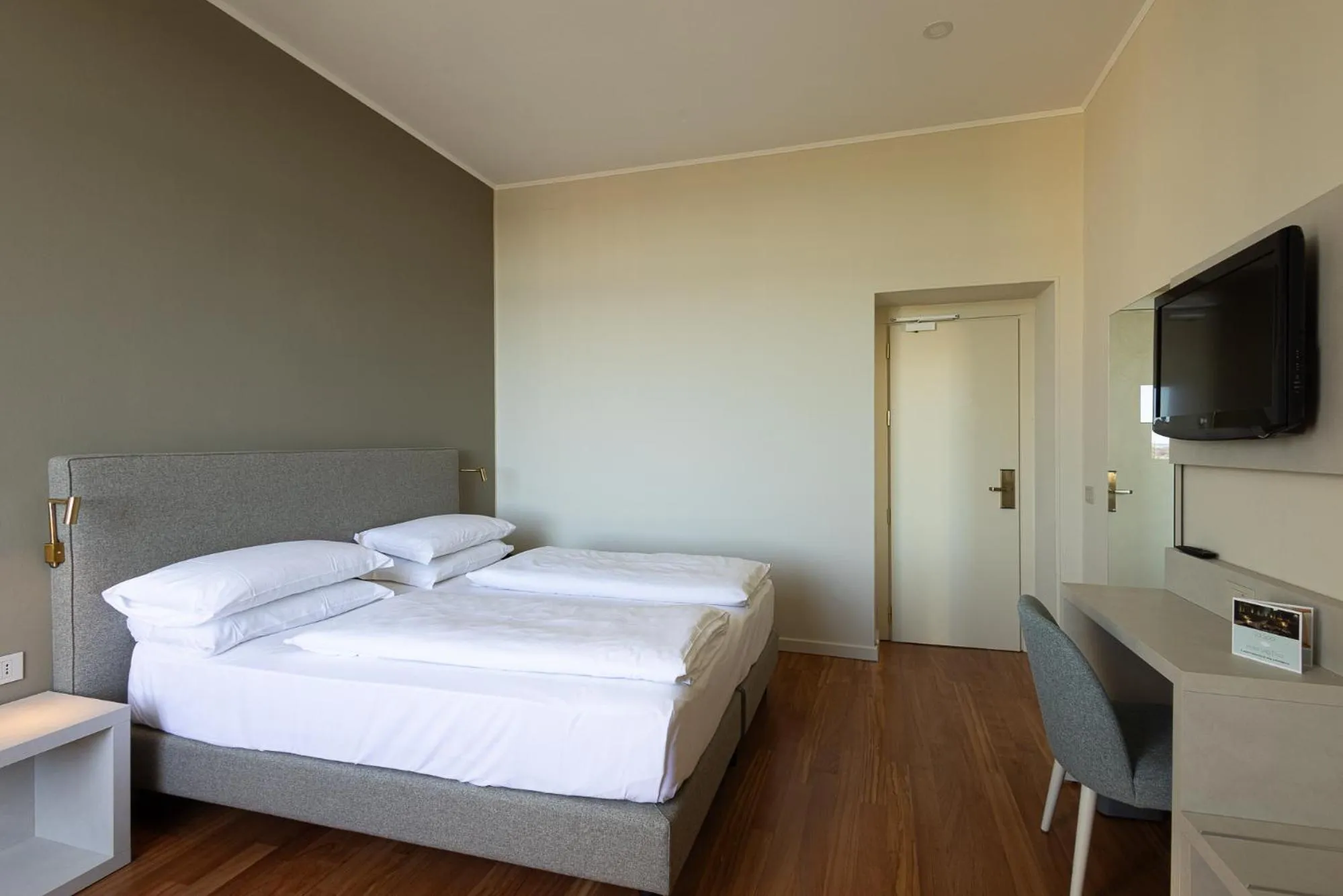 Bedroom, Bed in Hotel Villa Elisa & Spa