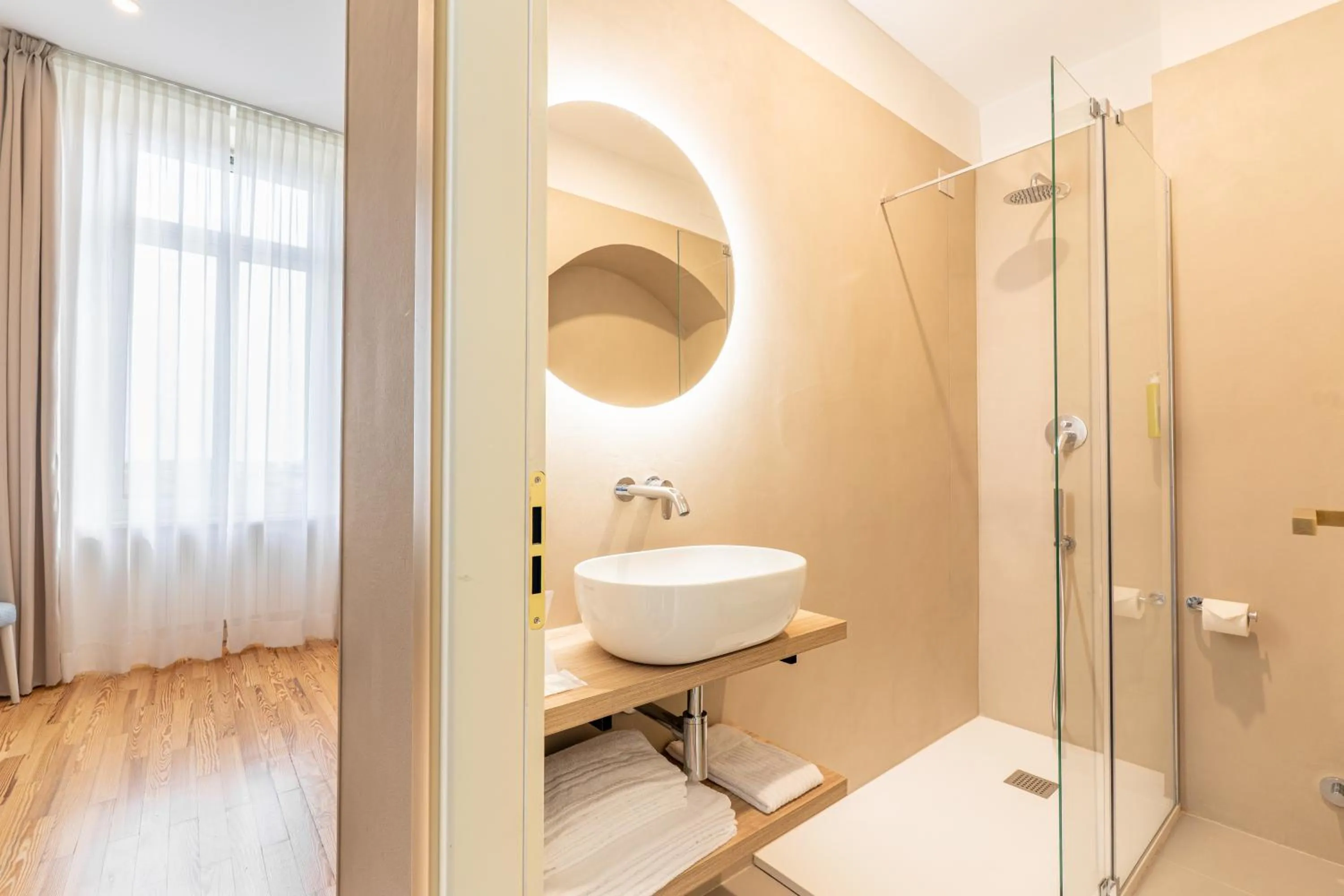 Bathroom in Hotel Villa Elisa & Spa