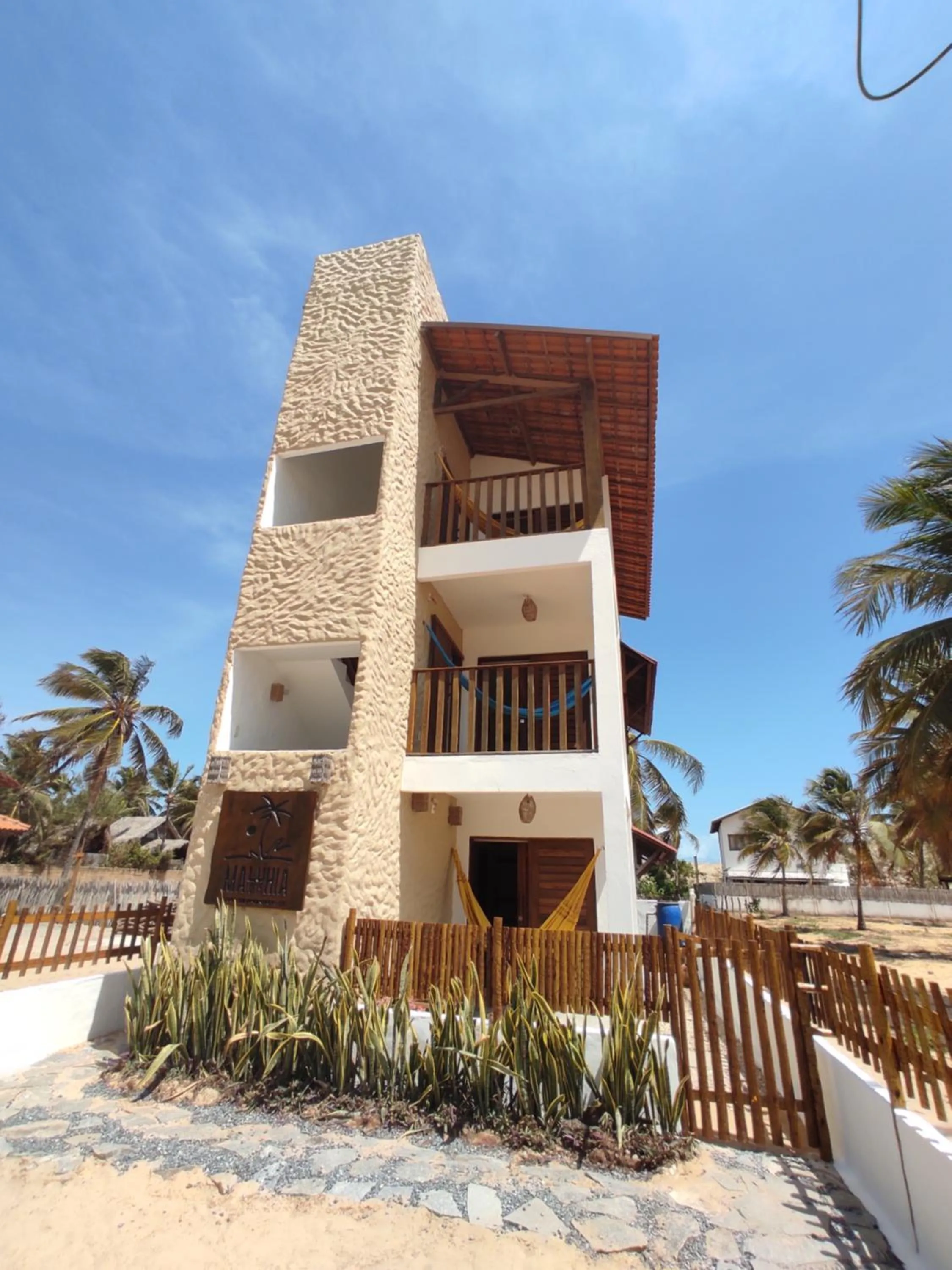 Maluhia Lofts