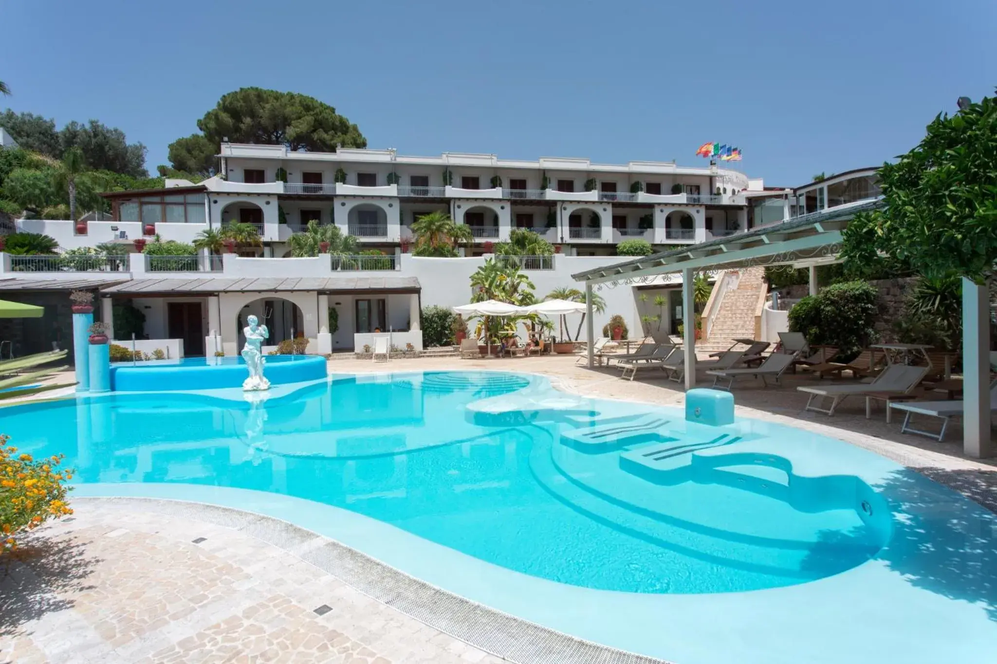 Swimming pool, Property Building in Hotel Tritone Lipari