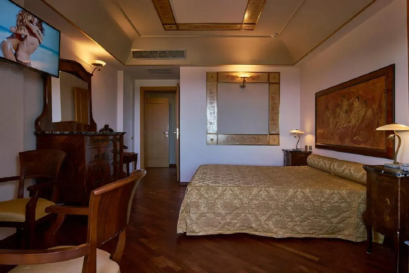 Bed in Hotel Tritone Lipari