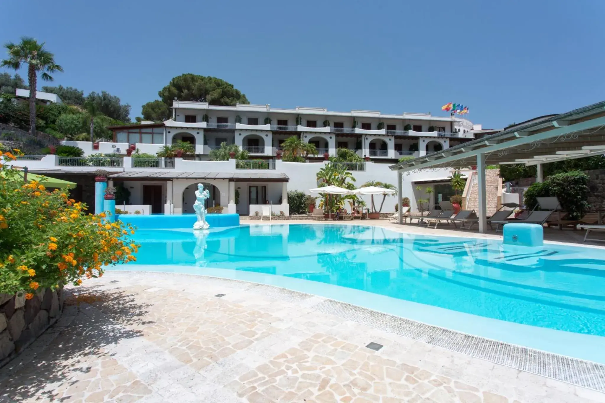 Swimming pool, Property Building in Hotel Tritone Lipari